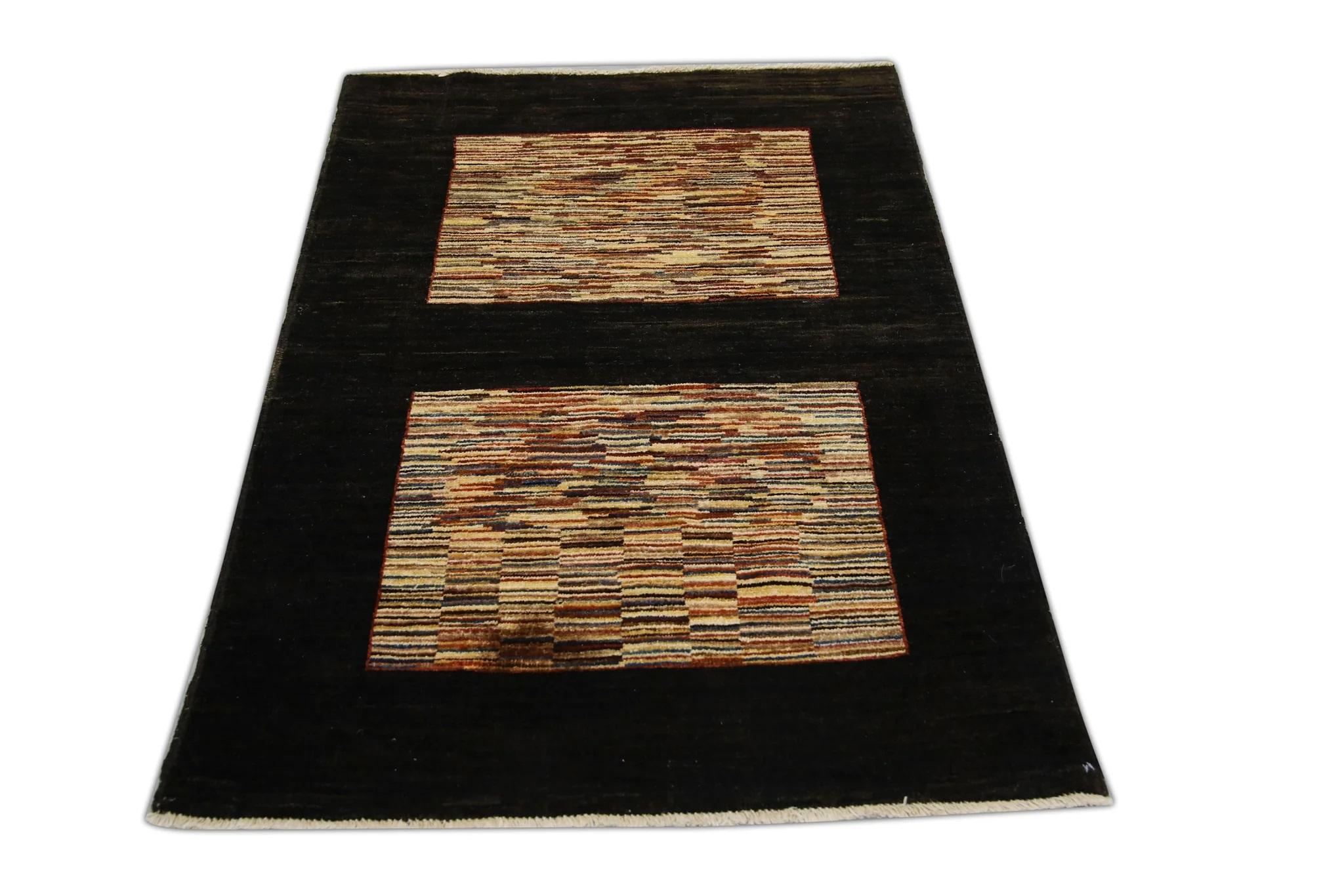 Alfombra Oushak Turca de Lana Tejida a Mano Marrón Oscuro con Diseño de Rayas de Colores 3'3 x 4'9 en venta 3