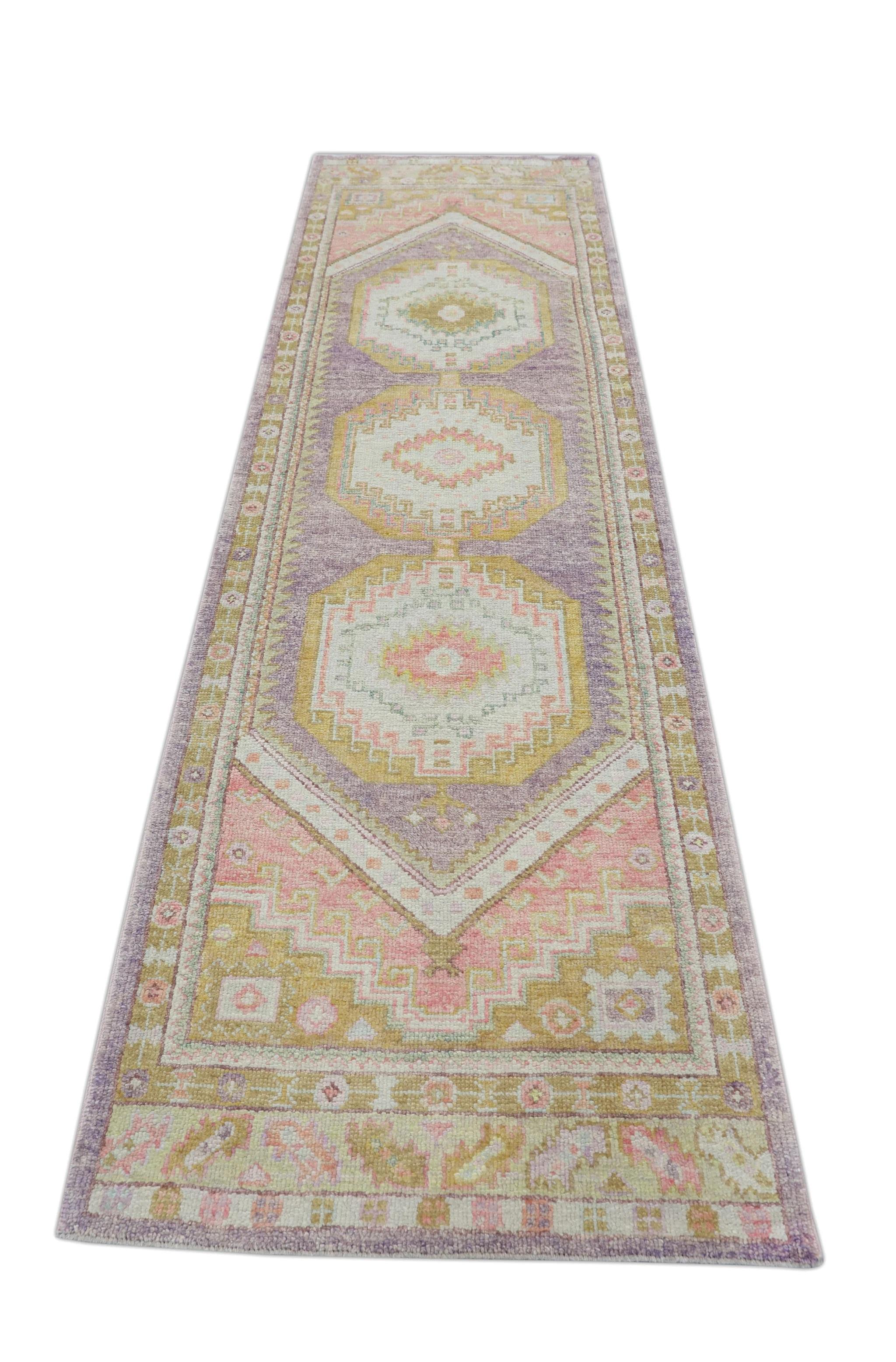 Tappeto Oushak turco multicolore in lana intrecciata a mano con disegno a medaglione 3' x 10'3