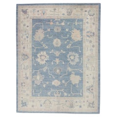 Blauer, geblümter, handgewebter türkischer Oushak-Teppich aus Wolle 8'1" x 10'5"