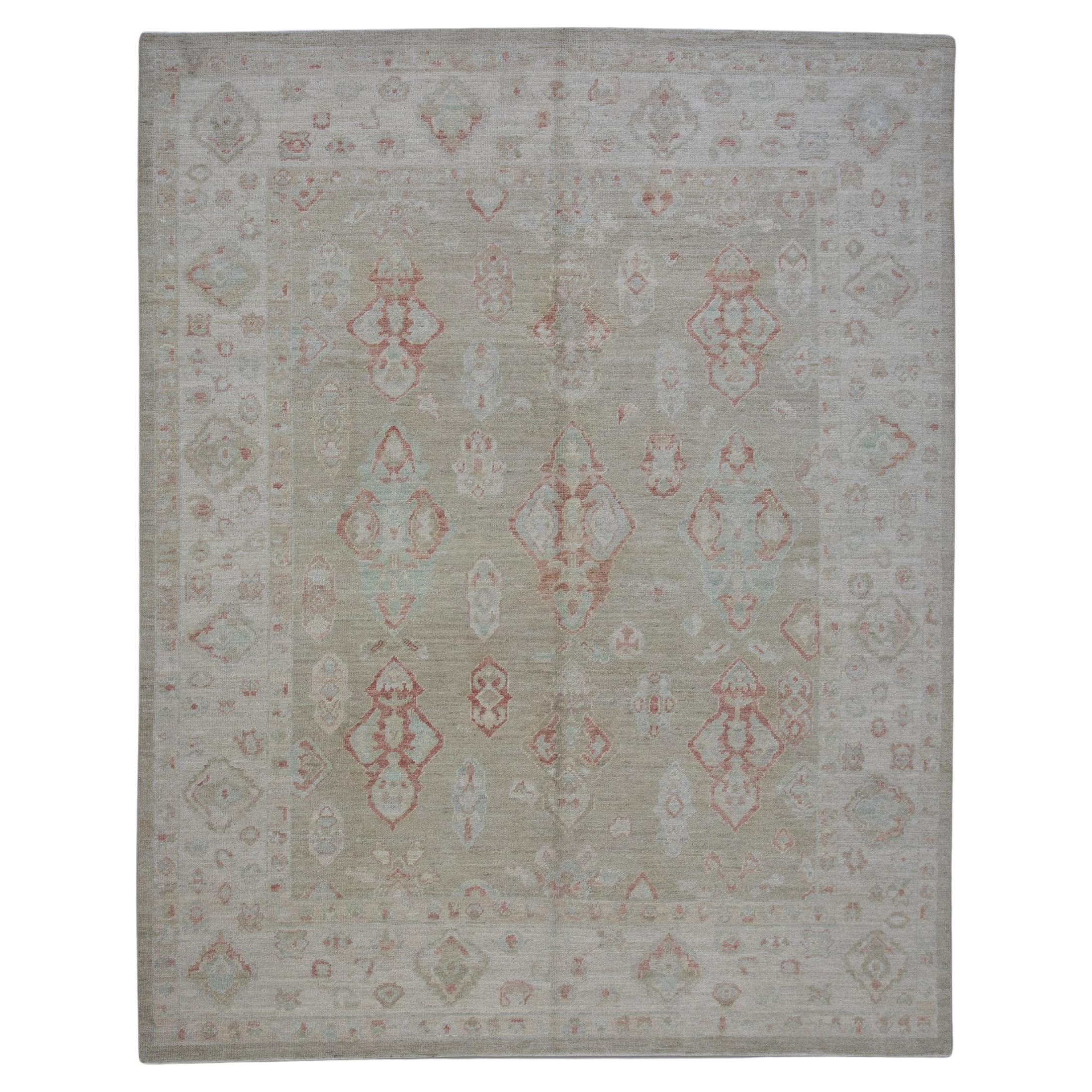 Handgewebter türkischer Oushak-Teppich aus Wolle mit grünem und rotem Blumenmuster 8' x 9'11"