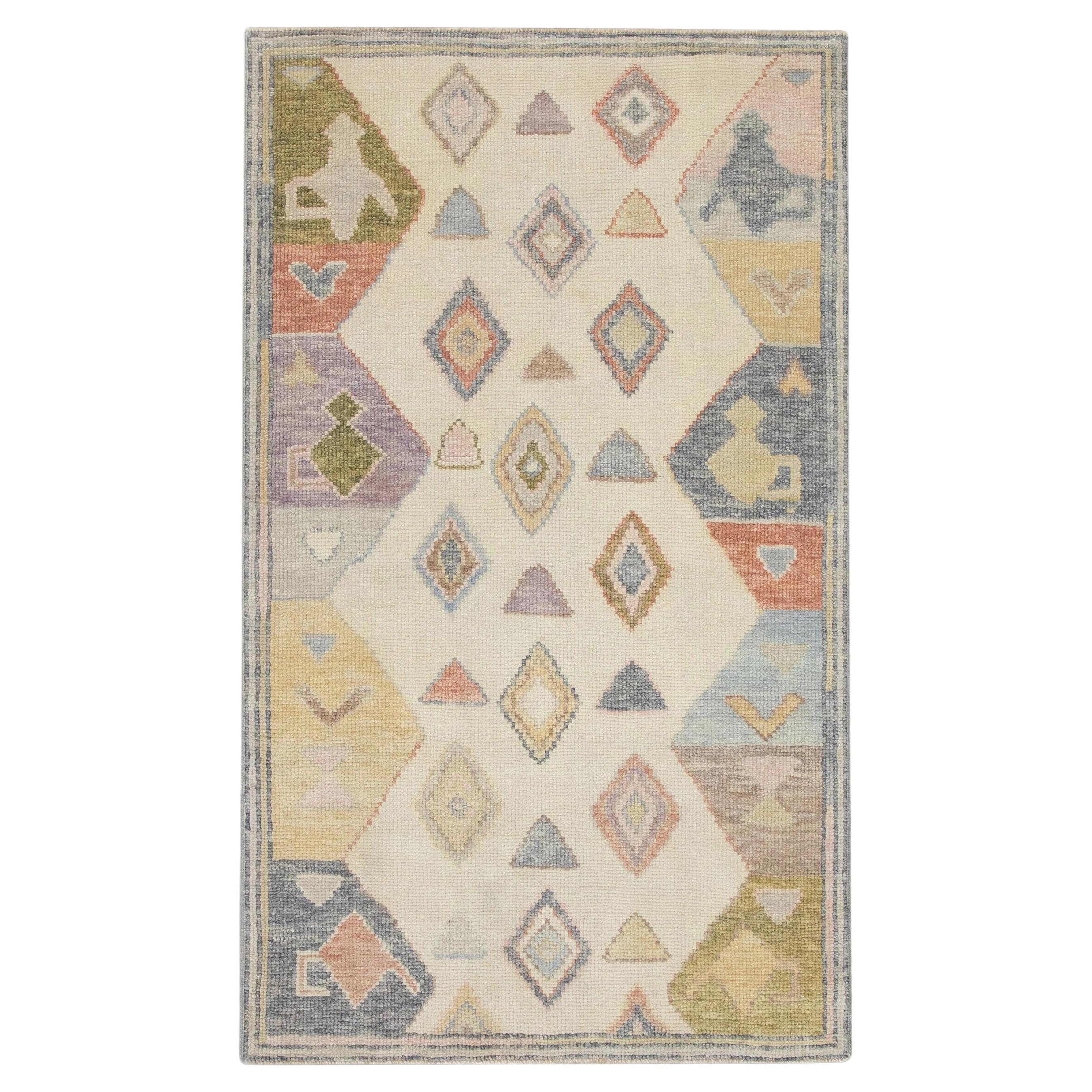 Multicolor Handwoven Turkish Oushak Rug with Geometric Design 3' x 4'9" For Sale
