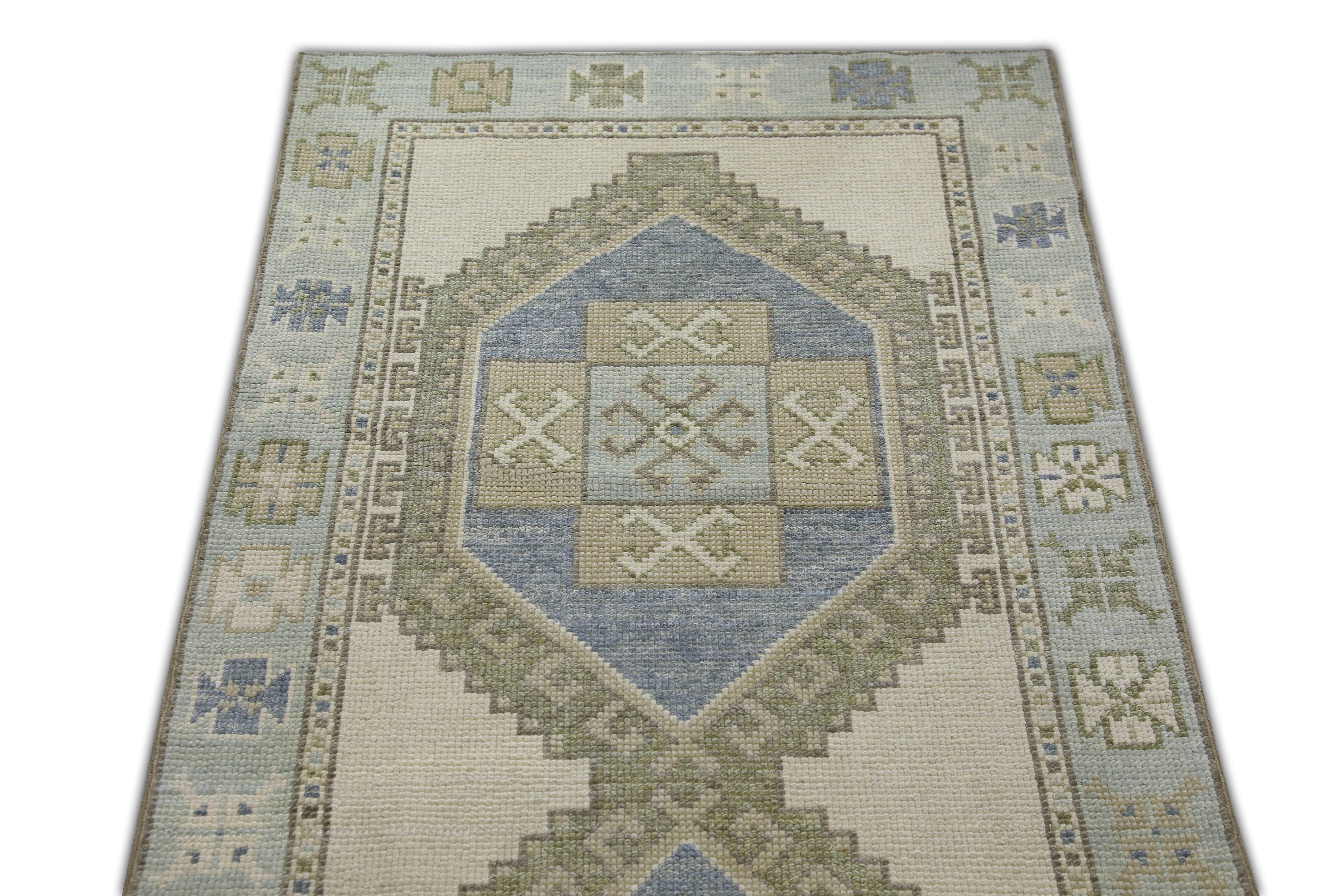 Türkischer Oushak Teppich Elfenbein Blau Olive Handgewebter Wollteppich 2'11