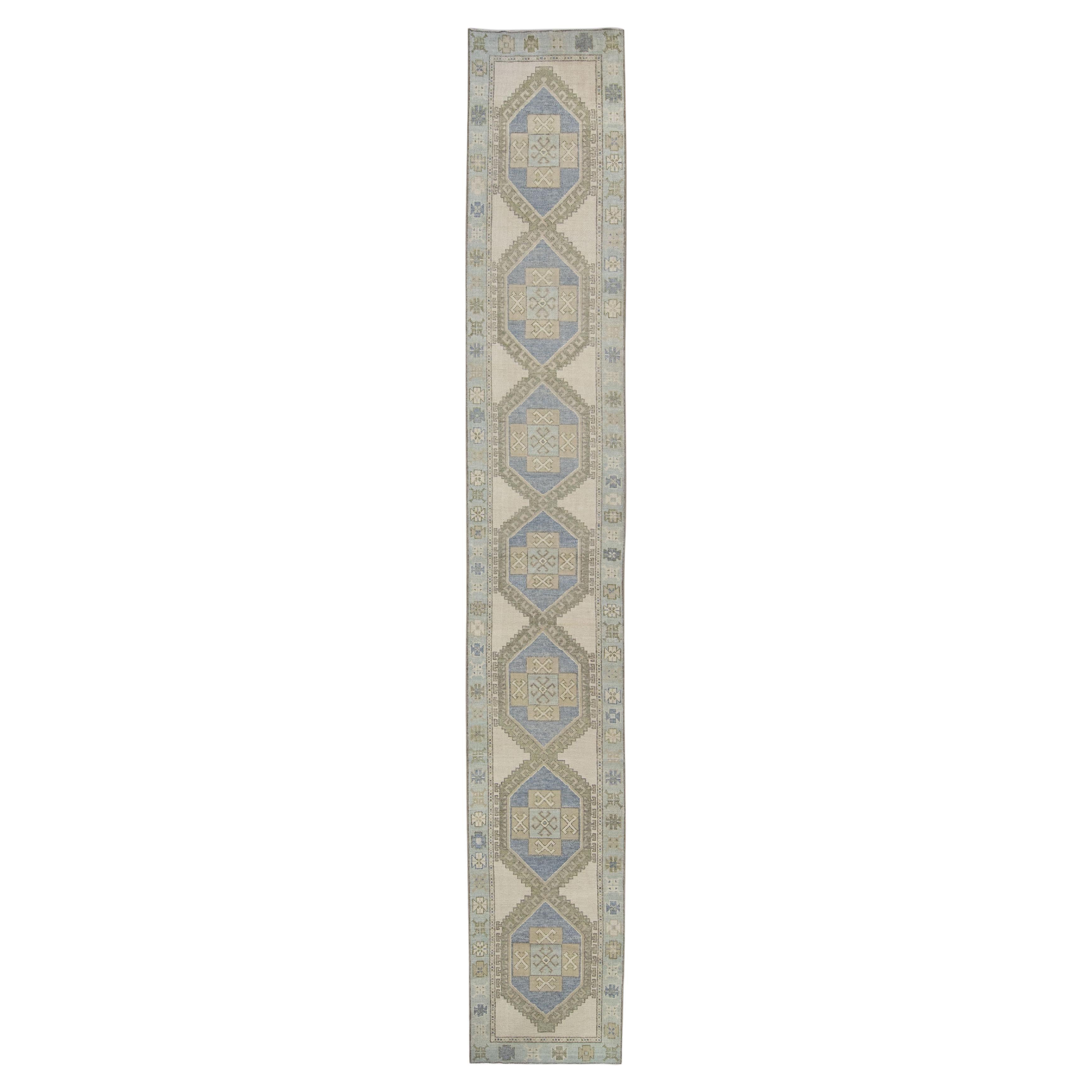 Tapis turc Oushak Bleu ivoire Olive Tapis de laine tissé à la main 2'11" x 18'.