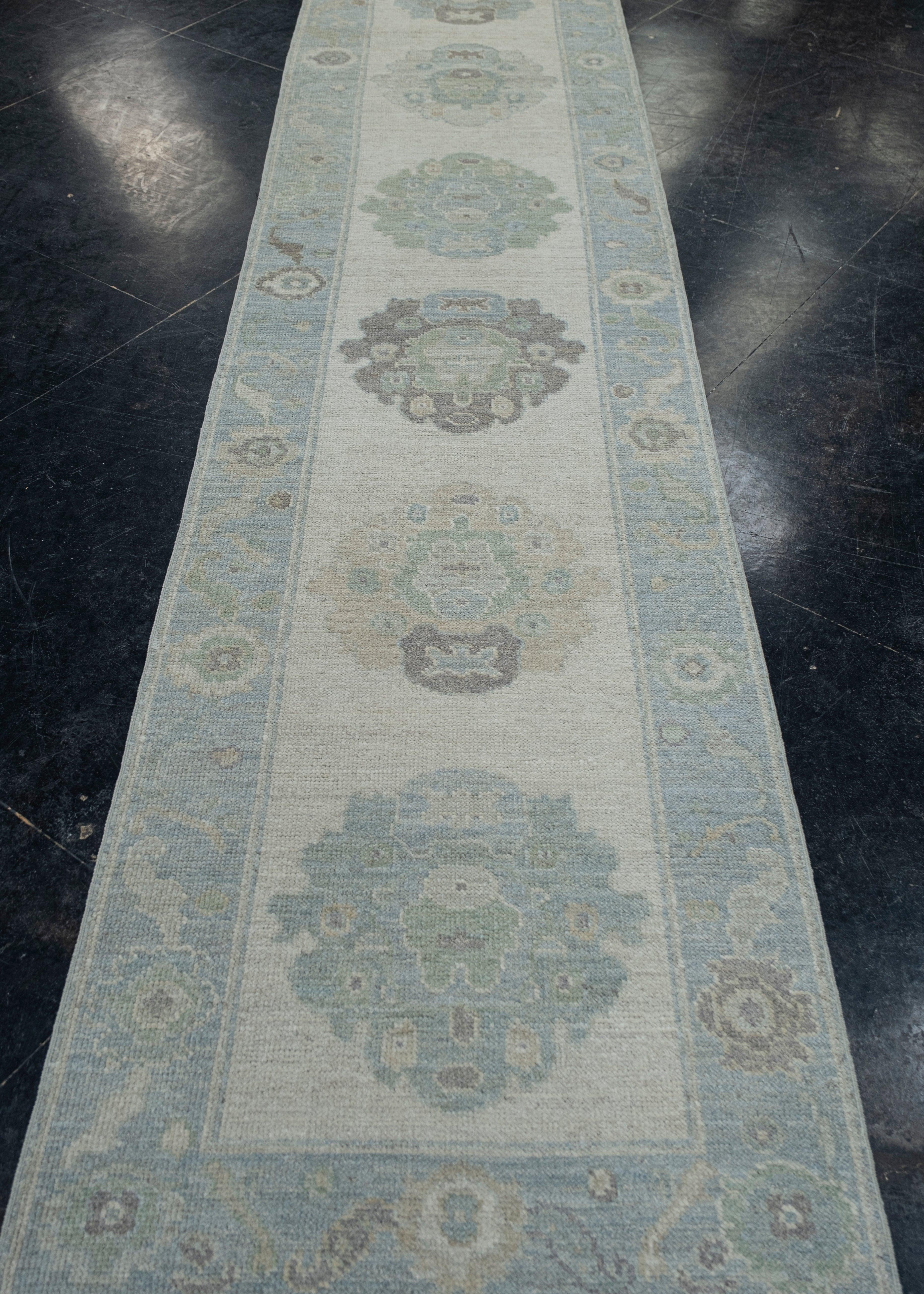Tapis turc Oushak oriental fait à la main 2'9