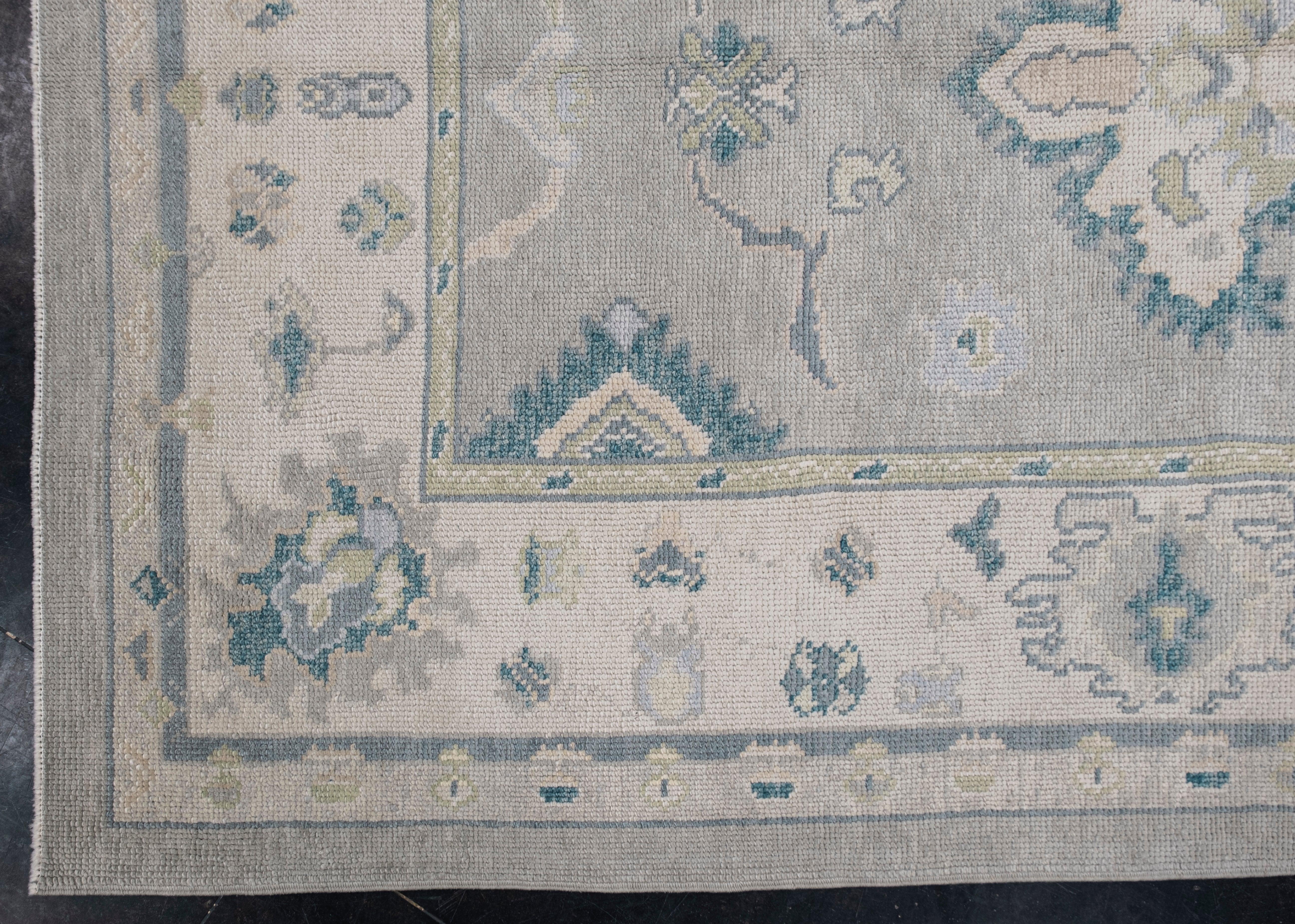 Noué à la main Tapis turc Oushak oriental fait à la main 5'2
