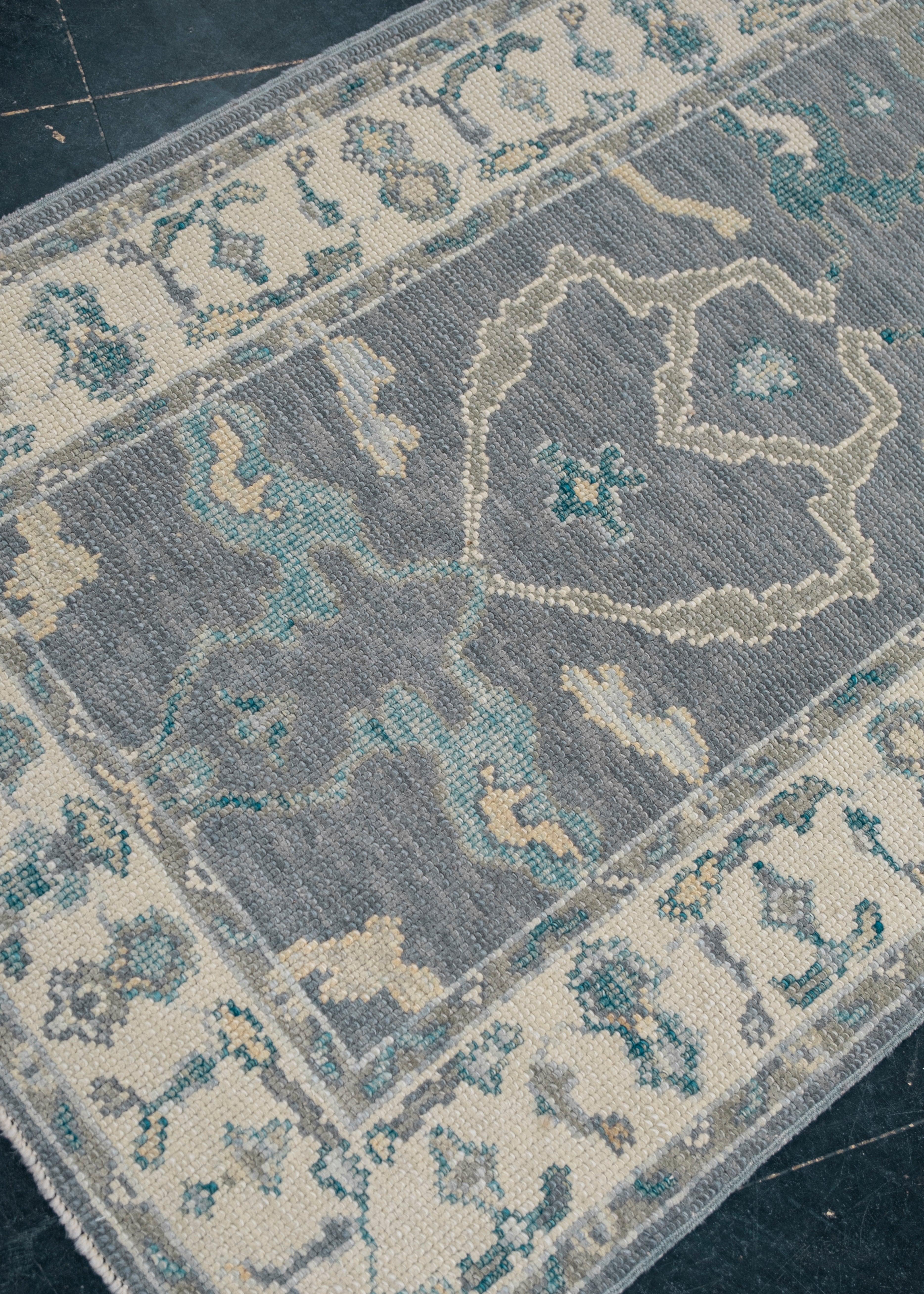 Noué à la main Tapis d'Oushak turc 2'9