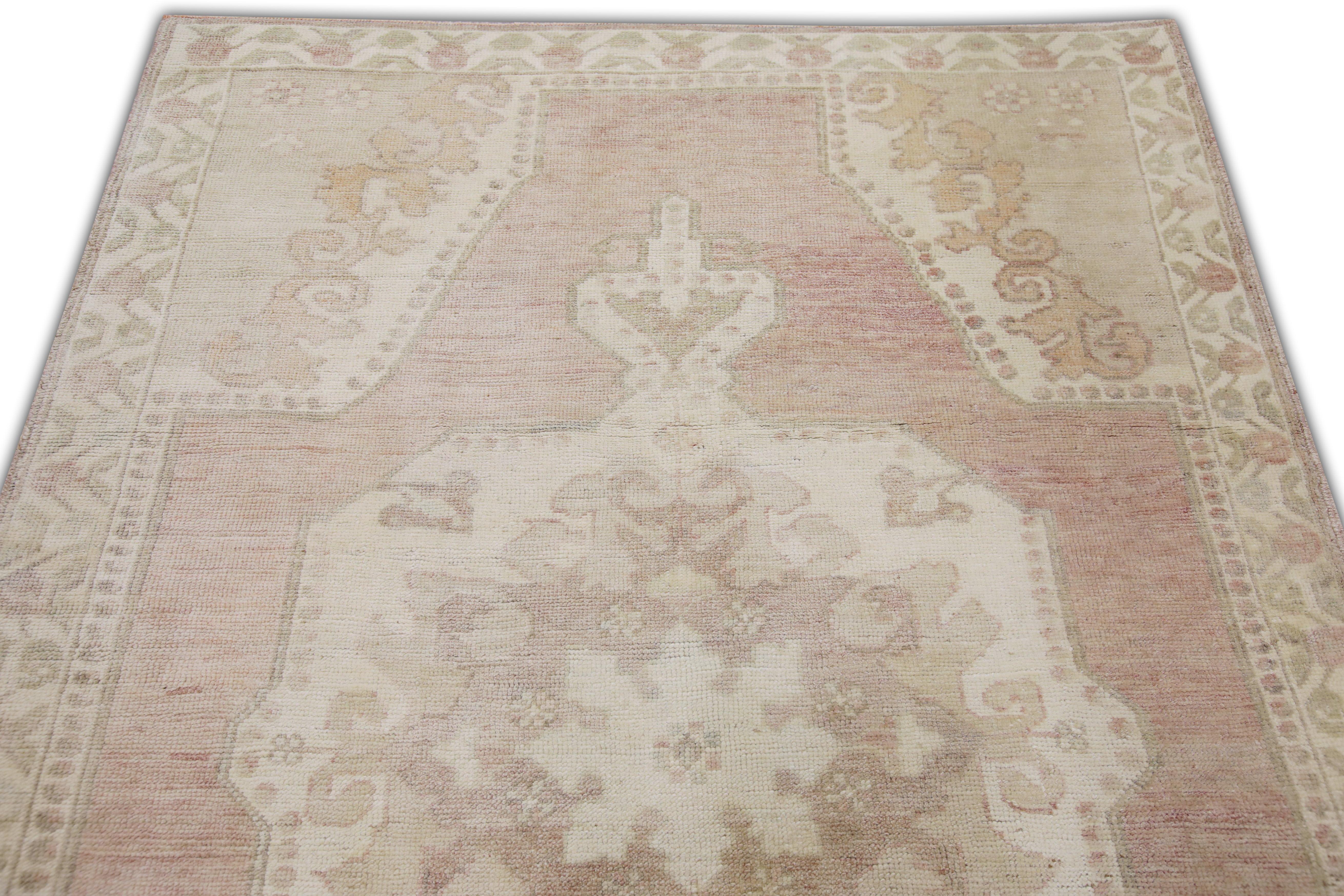 Türkischer Oushak Teppich Soft Blush Beige Handgewebter Wollteppich 4'8