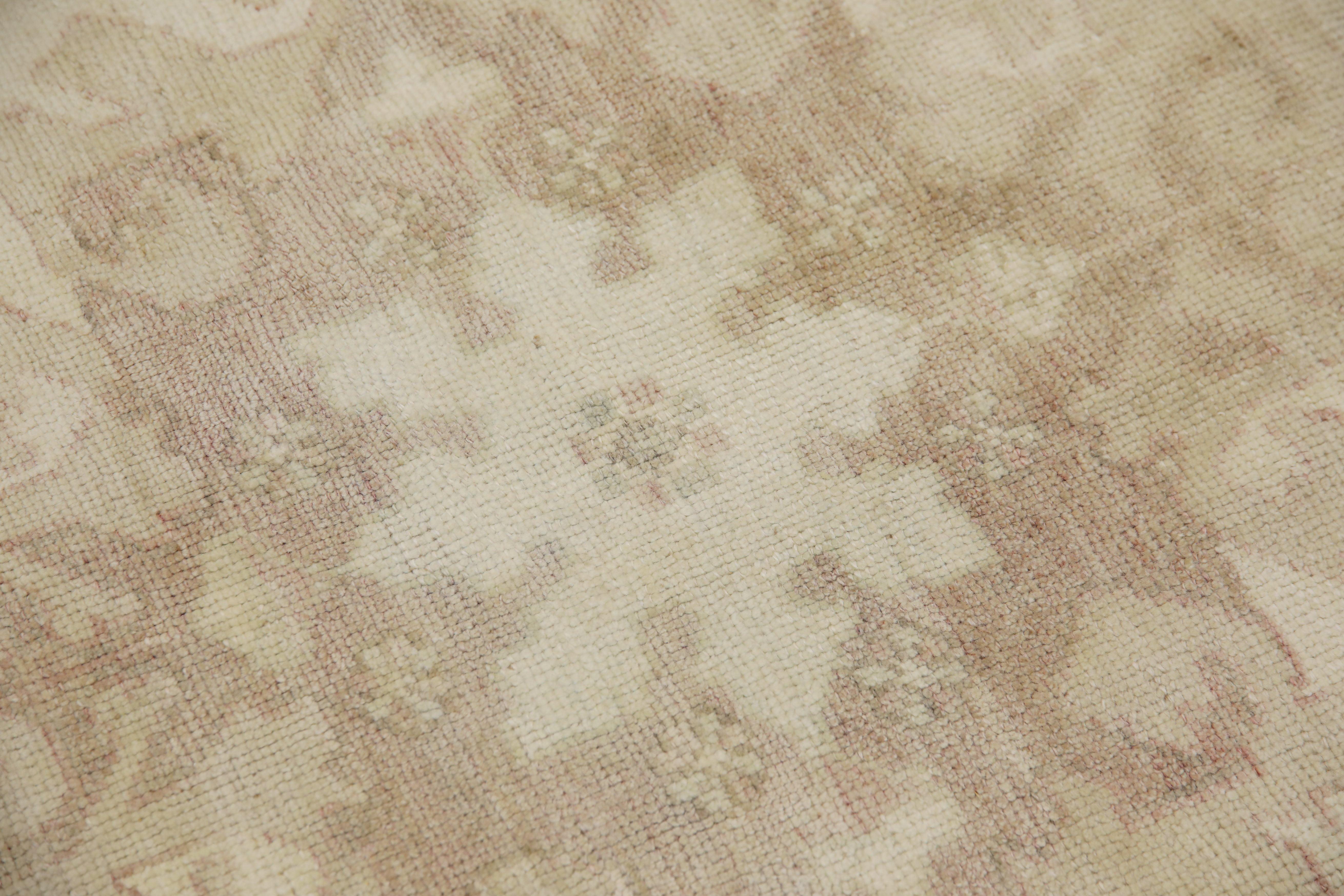 Türkischer Oushak Teppich Soft Blush Beige Handgewebter Wollteppich 4'8