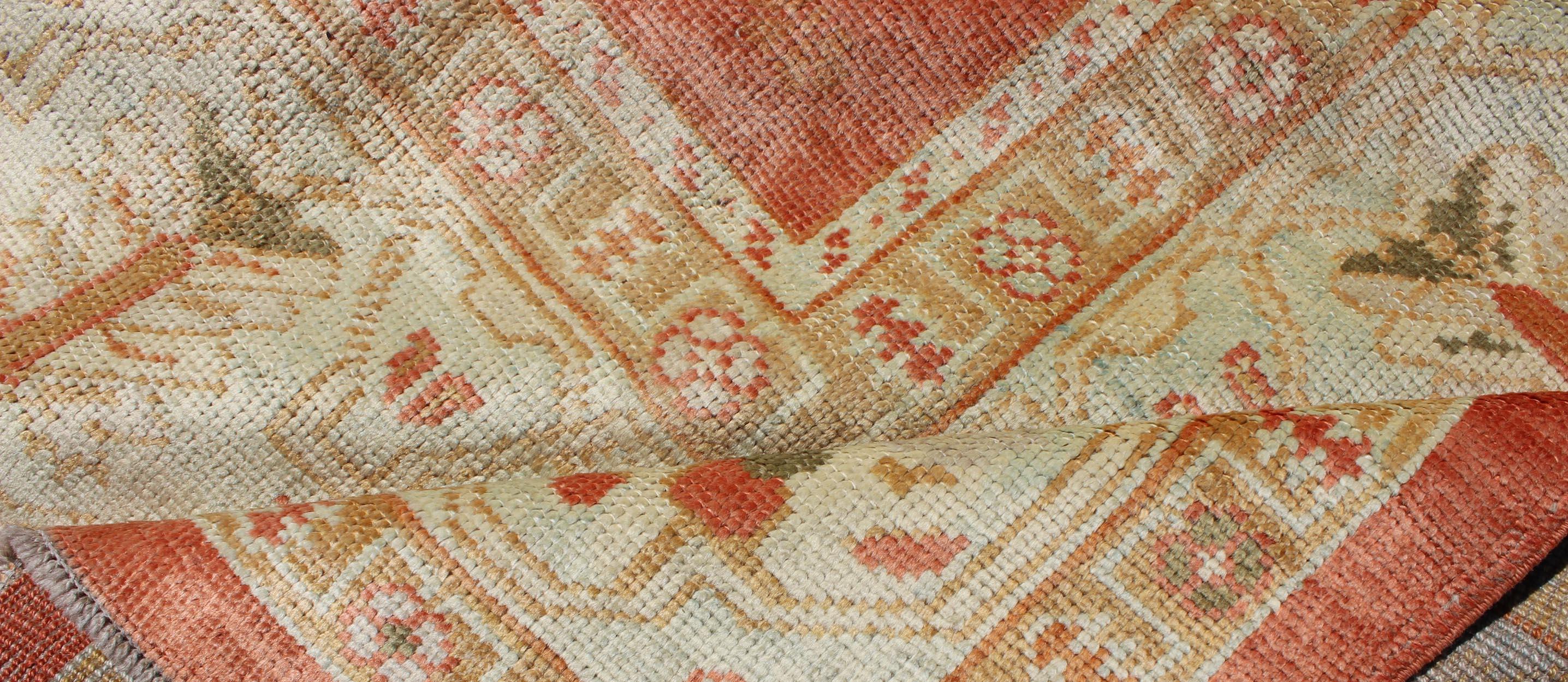 Türkischer Oushak-Teppich aus Angorawolle von Keivan Woven Arts  im Angebot 6