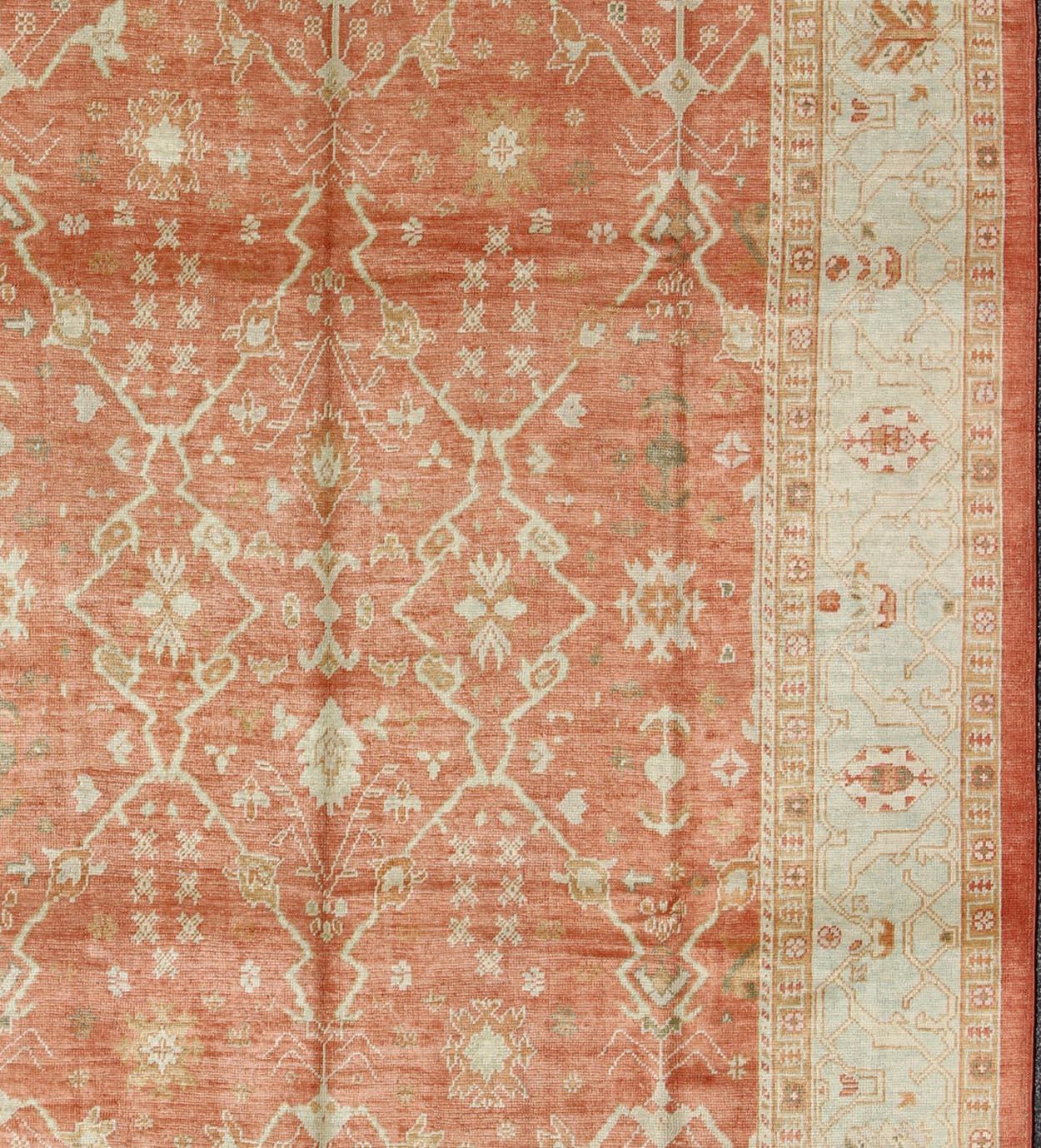 Turkish Oushak with Angora wool. Turkish Oushak Rug With Angora Wool by Keivan Woven Arts / rug MSD-A1364, country of origin / type: Turkey / Oushak, circa Early-21st century.

Measures: 9'10 x 12'10.

This rug features a central design of various