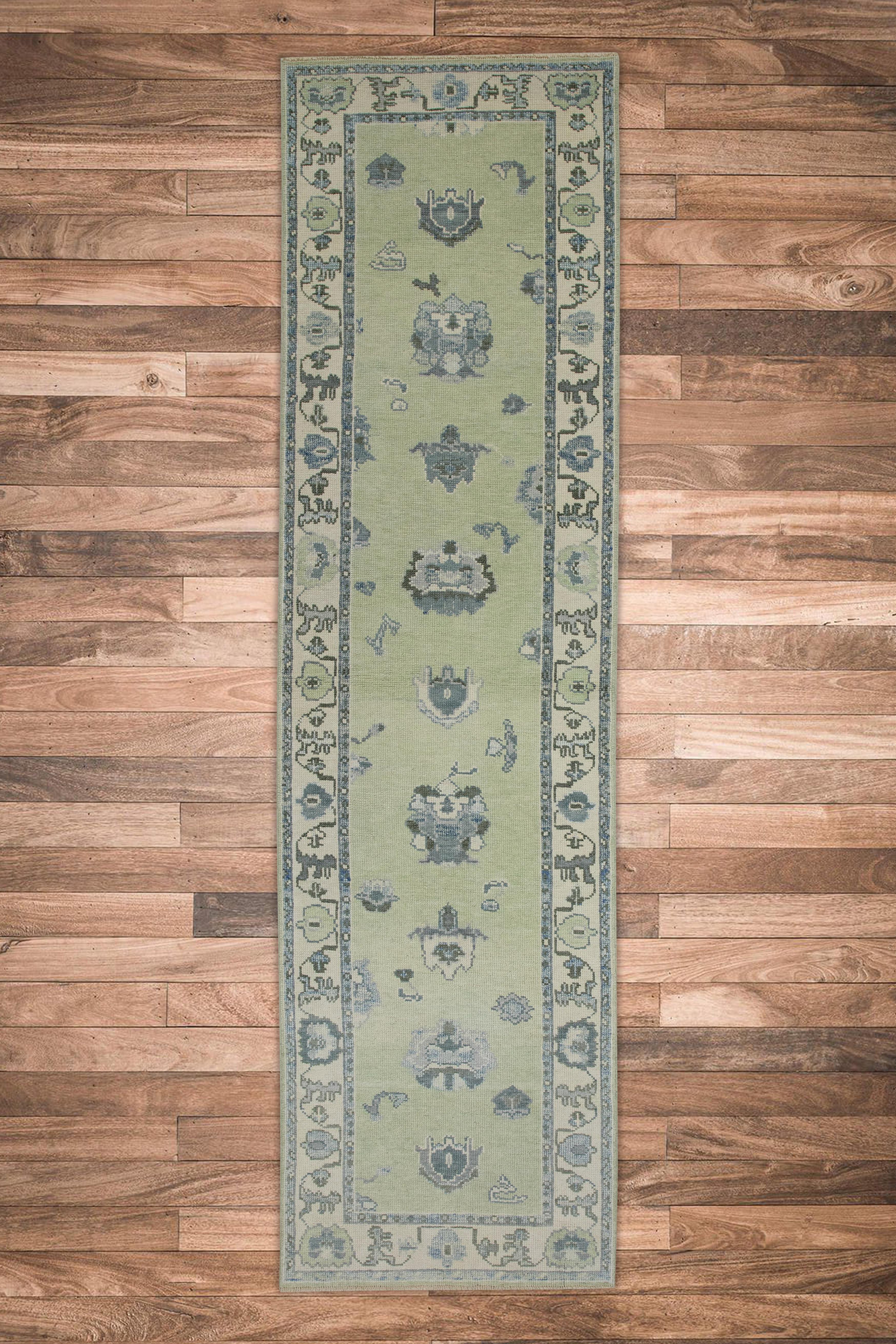 Türkischer Oushak Läufer Grün & Blau Floral Handgewebter Wollteppich 2'11