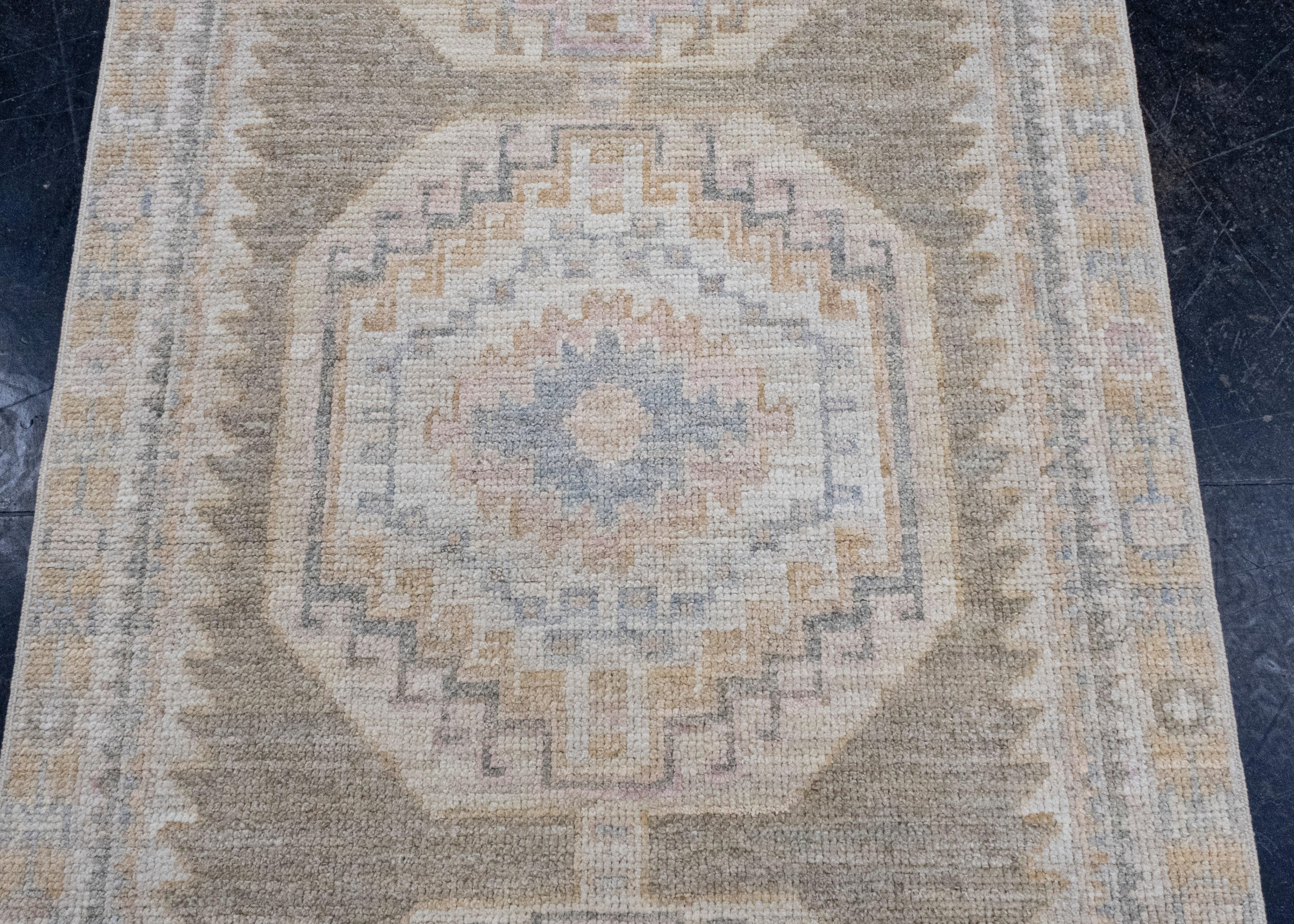 XXI secolo e contemporaneo Tappeto Oushak Runner turco 2'9