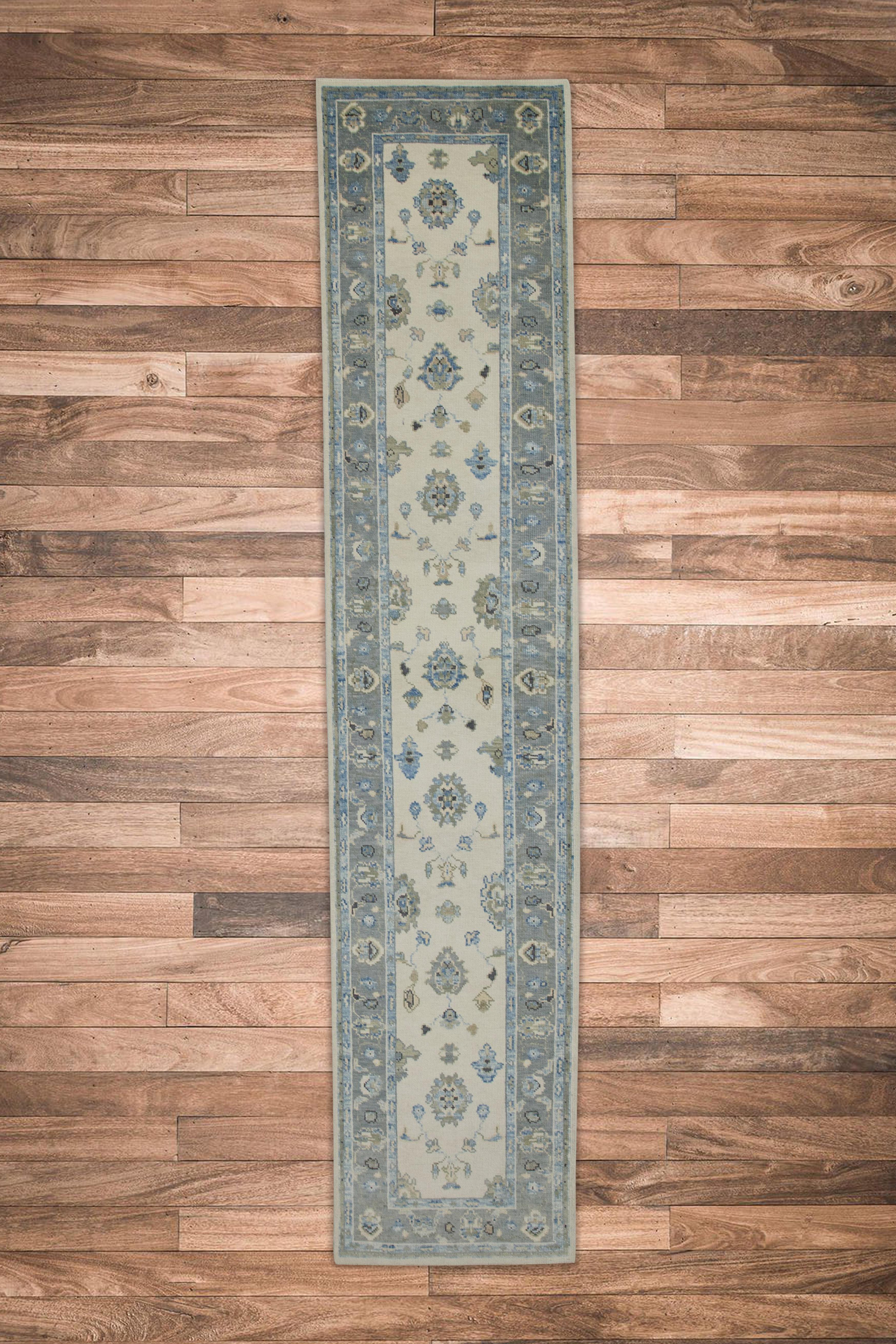 XXI secolo e contemporaneo Turkish Oushak Runner Rug Gray & Blue Handwoven Wool Rug 2'11