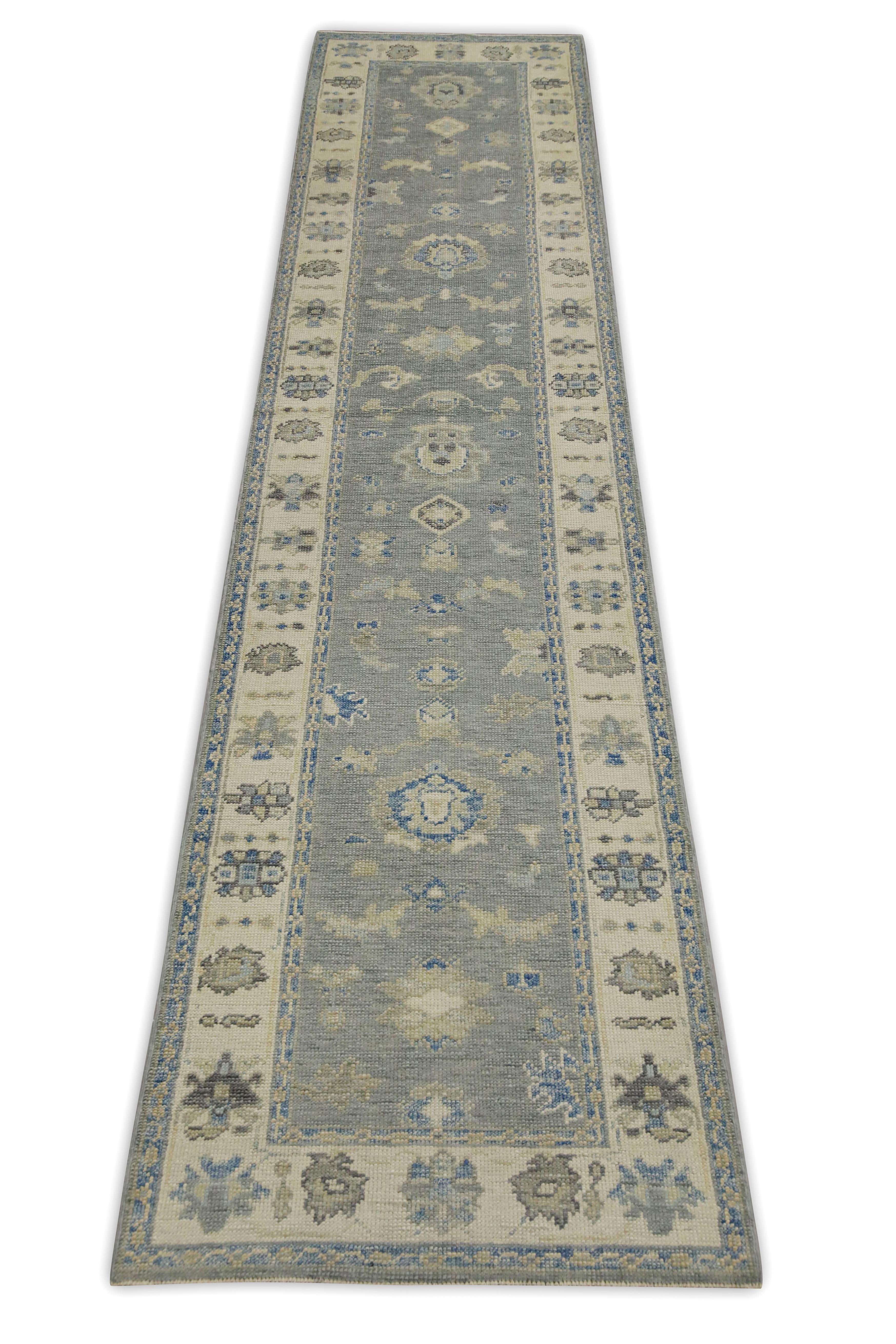 XXI secolo e contemporaneo Tappeto Oushak Runner Turco Grigio e Blu Tessuto a mano in Lana 2'8