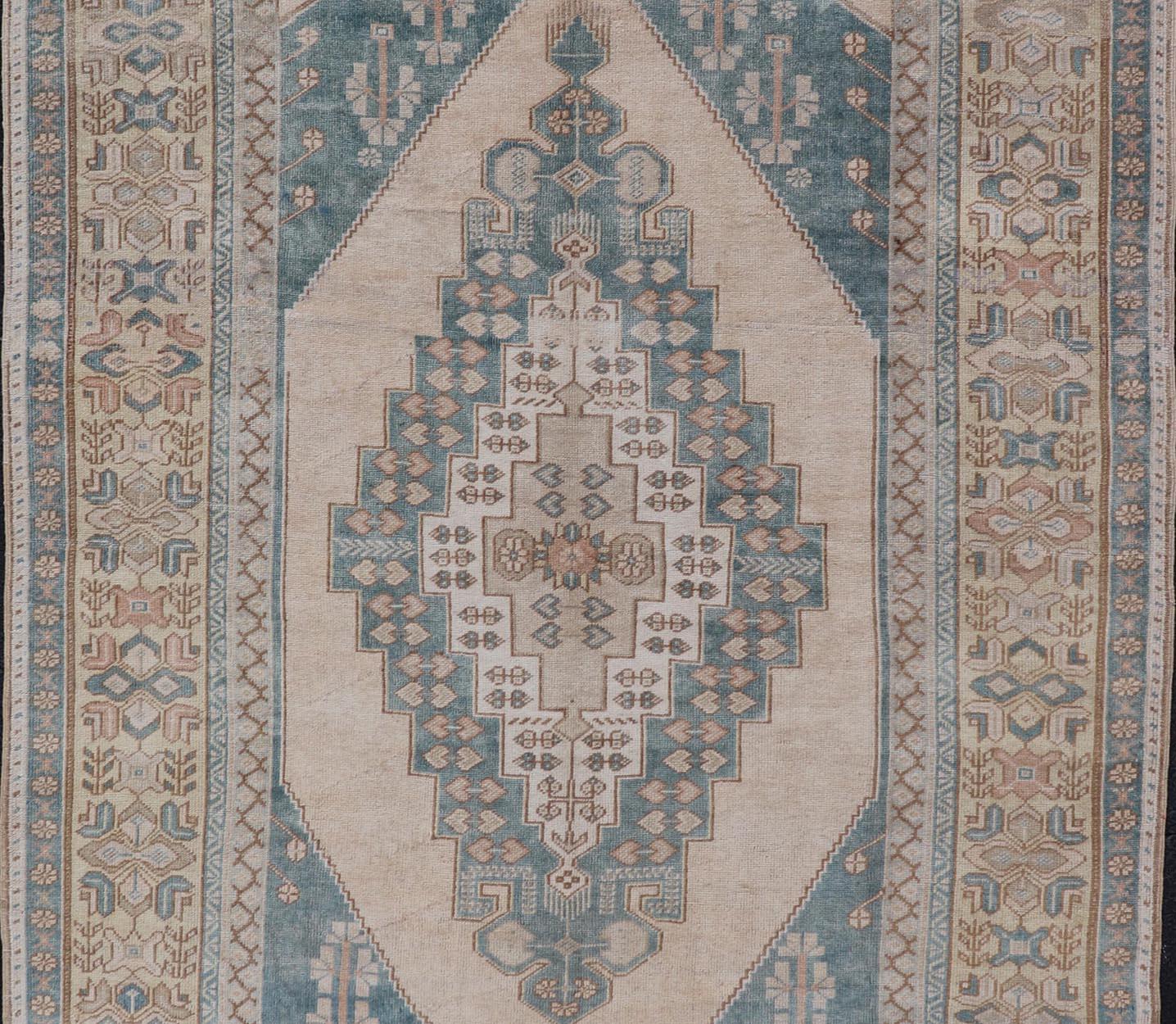 20th Century Turkish Oushak Vintage Carpet from Turkey in Light Yellow and Blue Tones For Sale