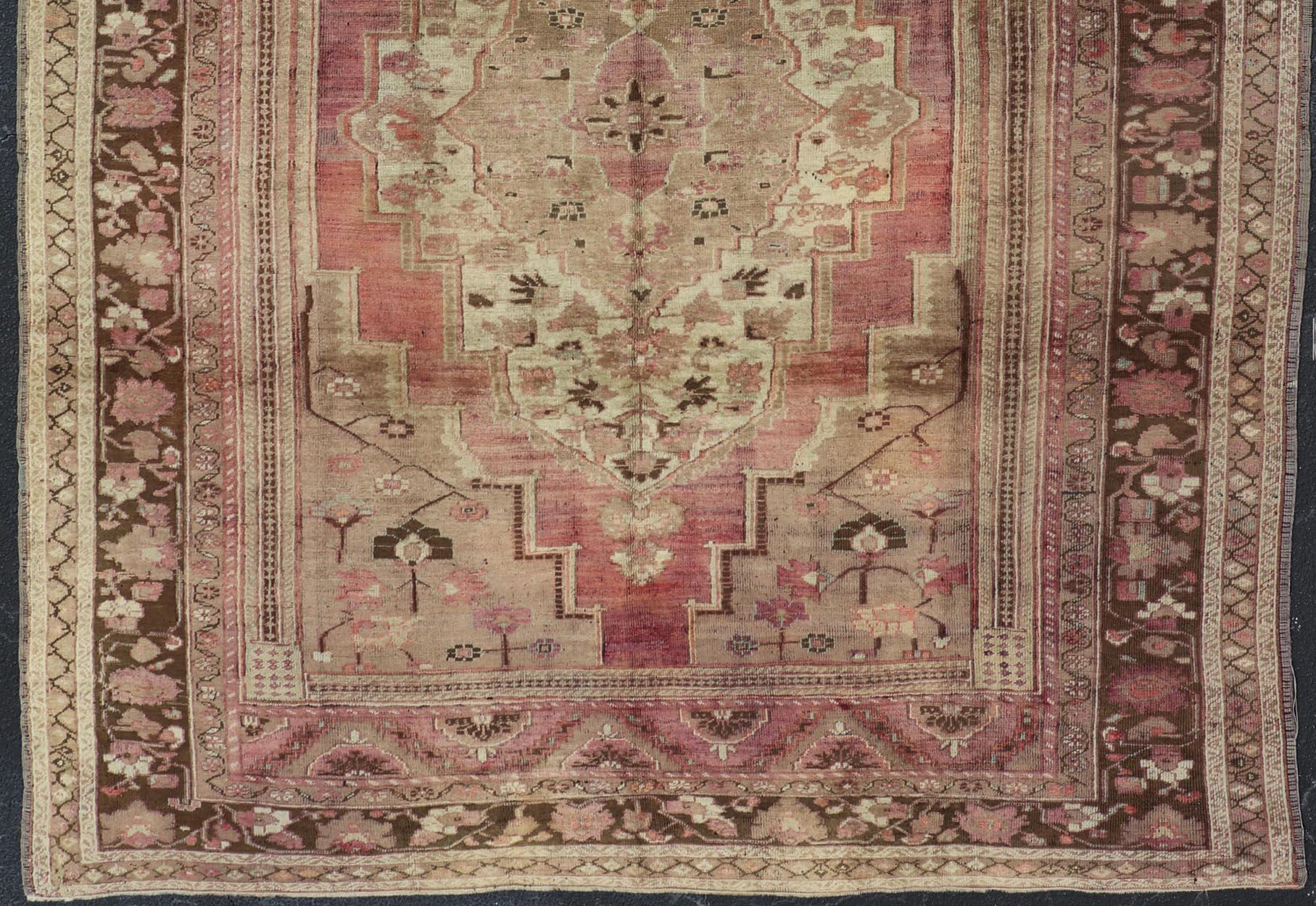 Turkish Oushak Vintage Rug in Brown, Camel and Light Purple Tones In Good Condition For Sale In Atlanta, GA