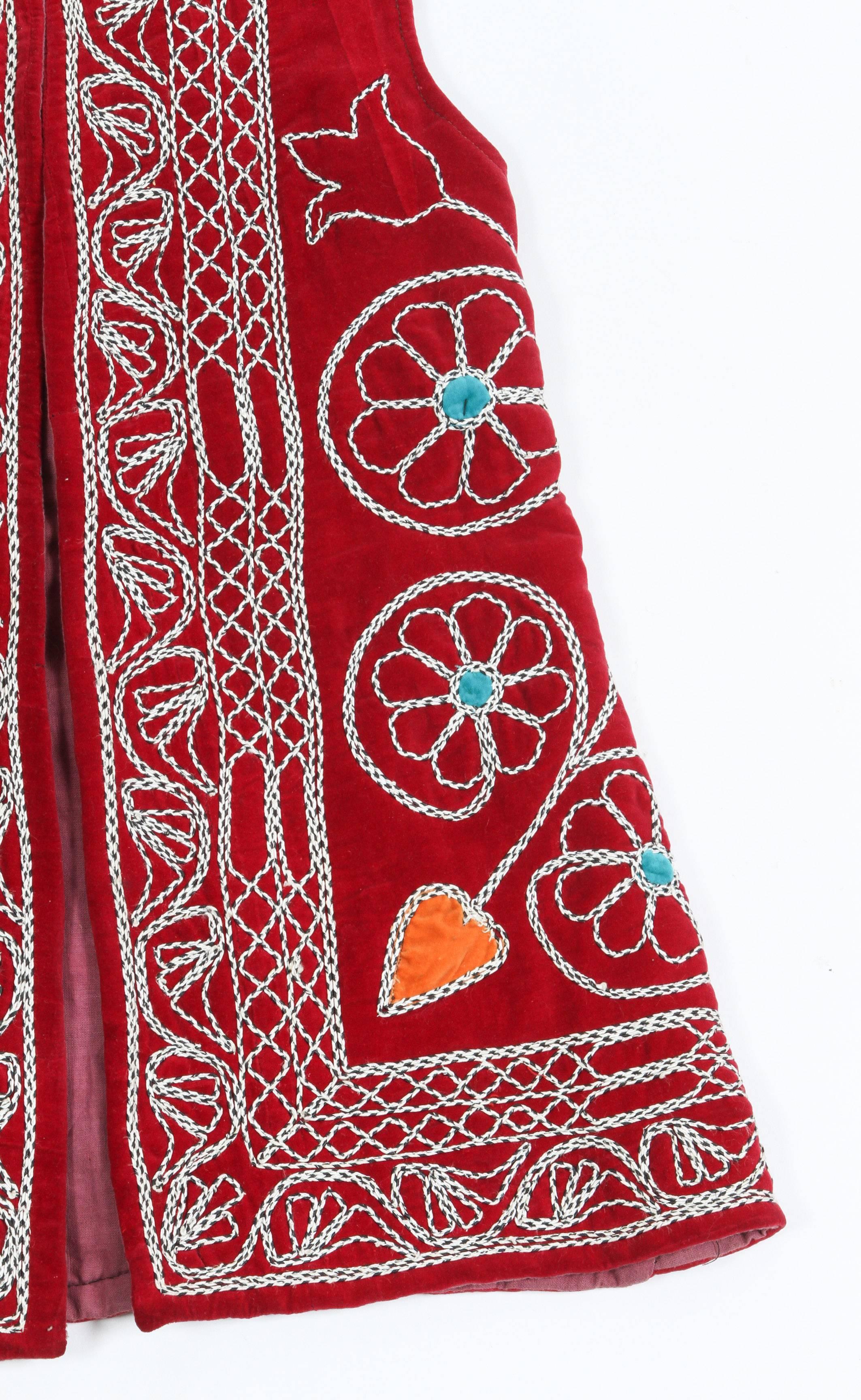 Türkische rote zeremonielle traditionelle Vintage-Weste im Zustand „Gut“ im Angebot in North Hollywood, CA