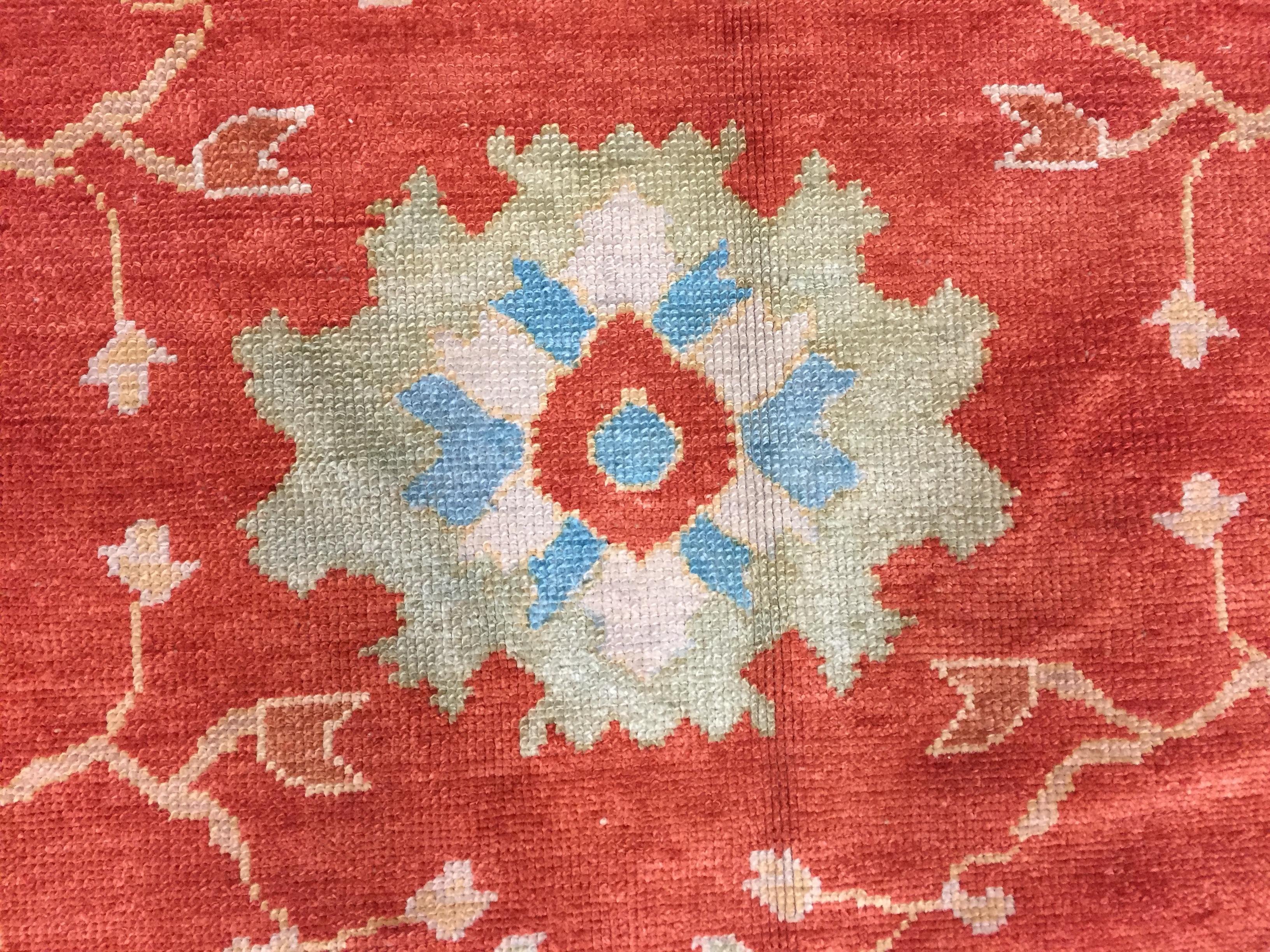 Türkischer roter Oushak-Teppich, 12'10 x 16'1 (Wolle) im Angebot
