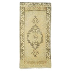 Turkish Rug 2'4'' x 4'9''