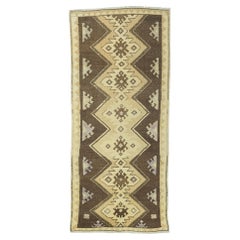 Turkish Rug 2'8'' x 6'5''