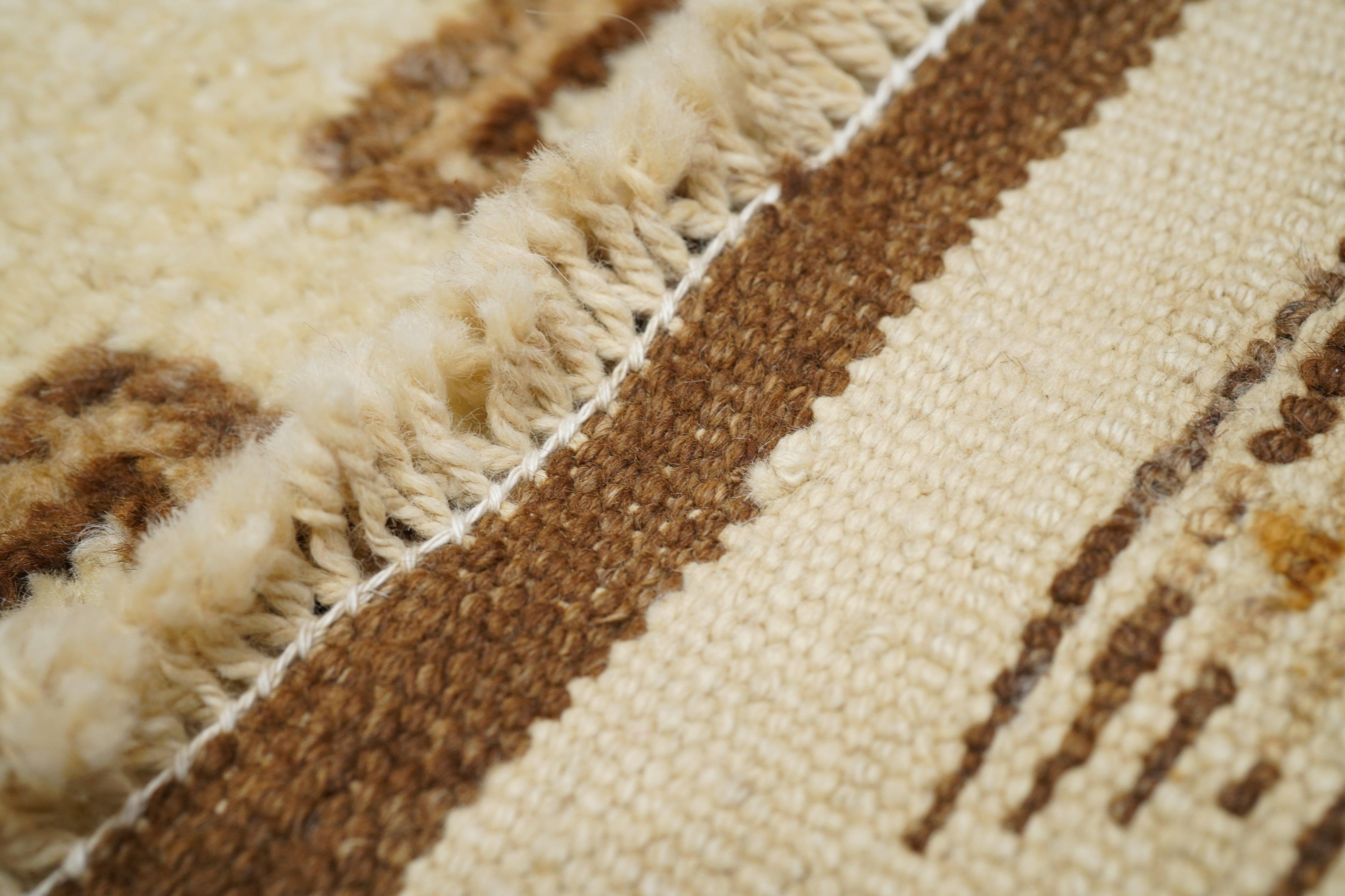 Turkish Rug 3'0'' x 10'7'' For Sale 7