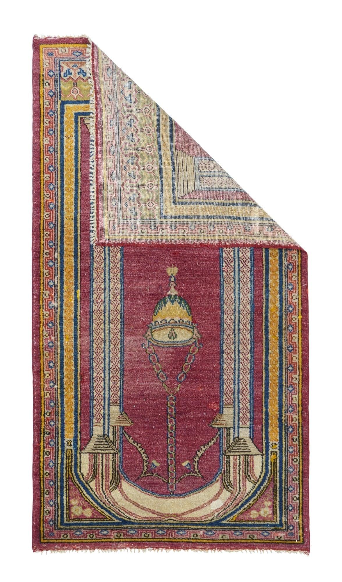 Türkischer Teppich 3'2'' x 5'11''.