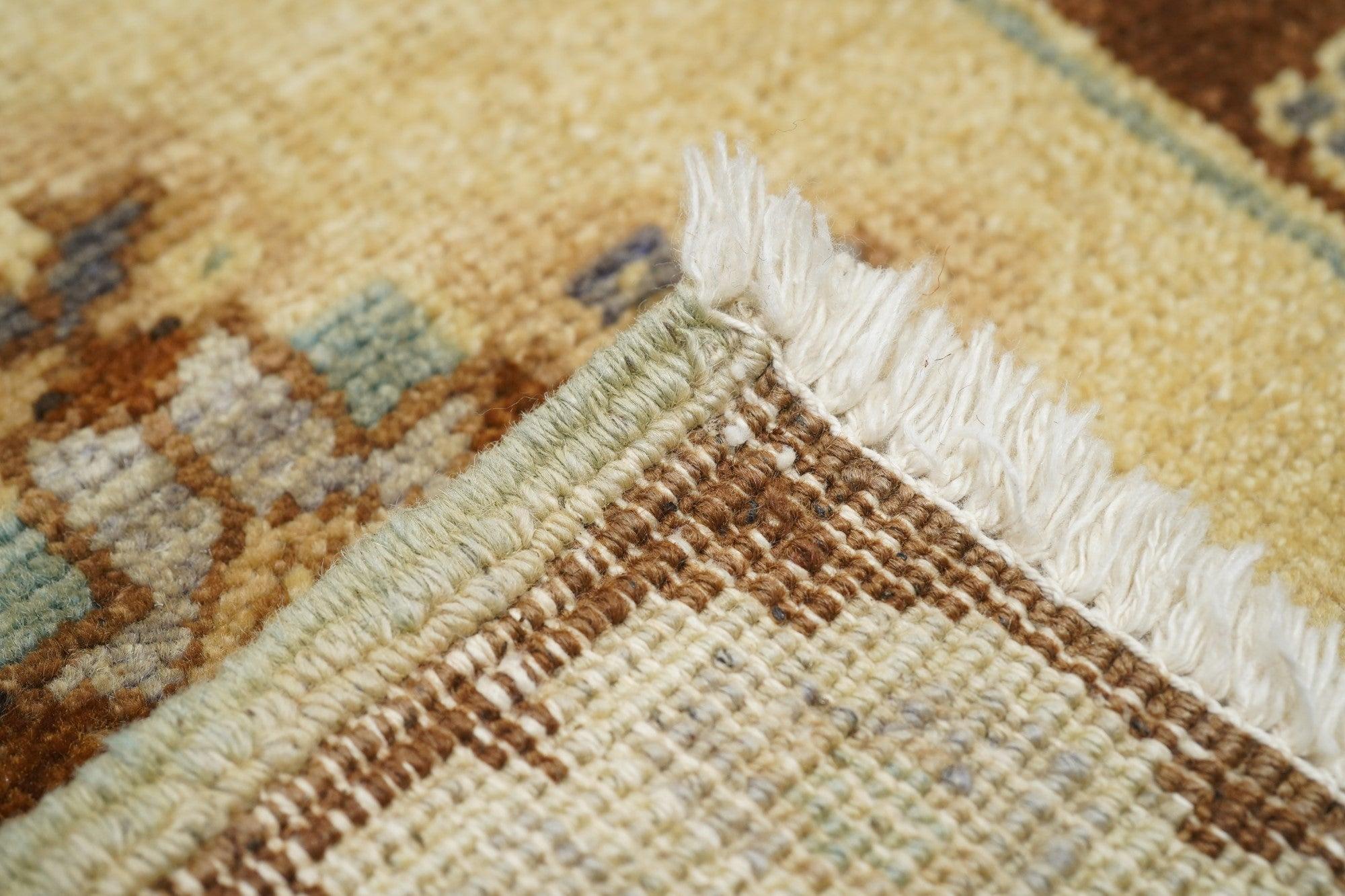 Tapis turc 3'4'' x 5'8'' en vente 2