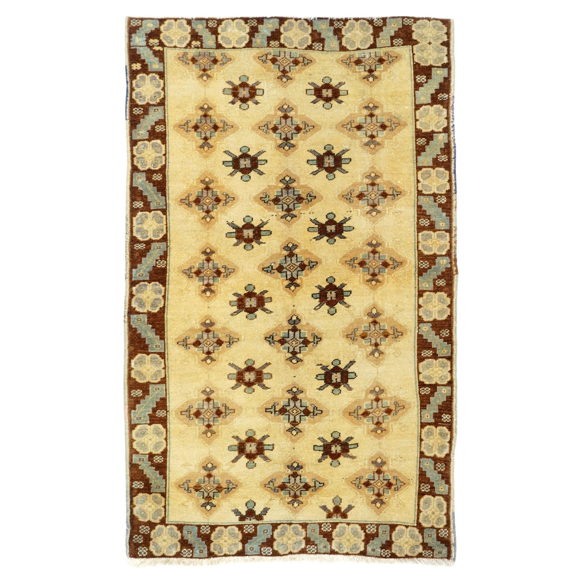 Tapis turc 3'4'' x 5'8'' en vente