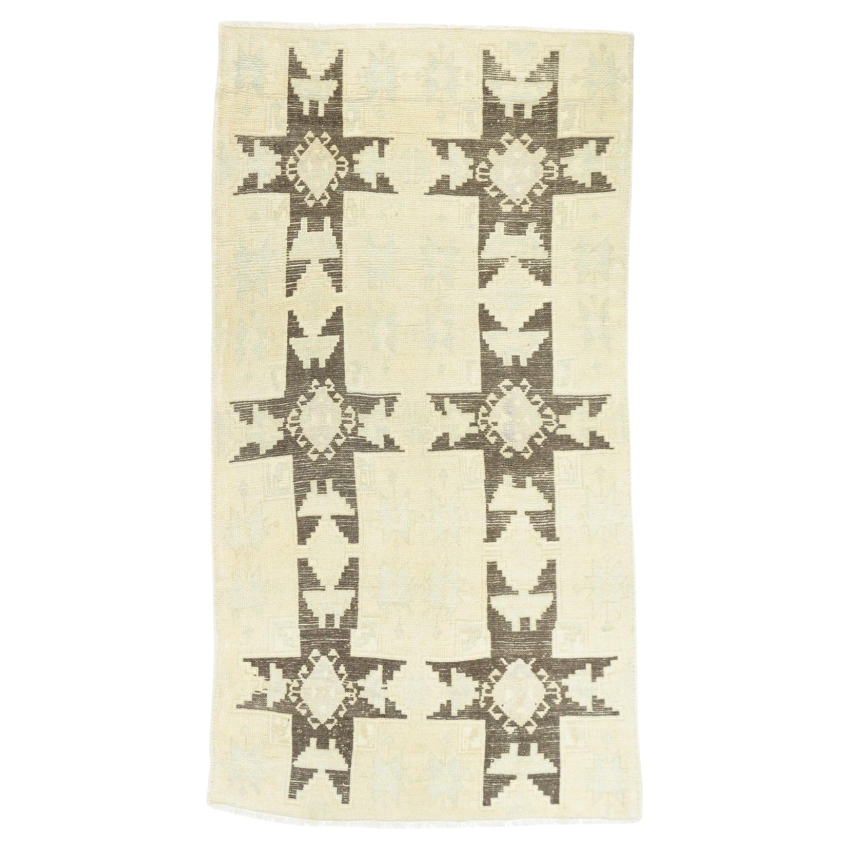 Turkish Rug 3'8'' x 6'10''