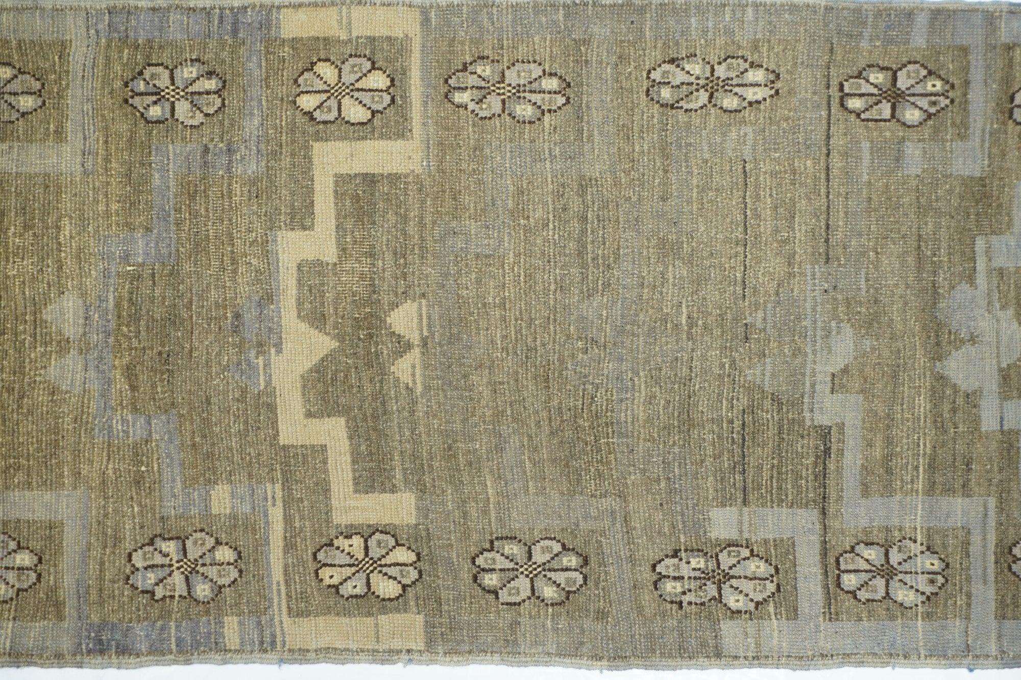 Turkish Rug 3'8'' x 7'0