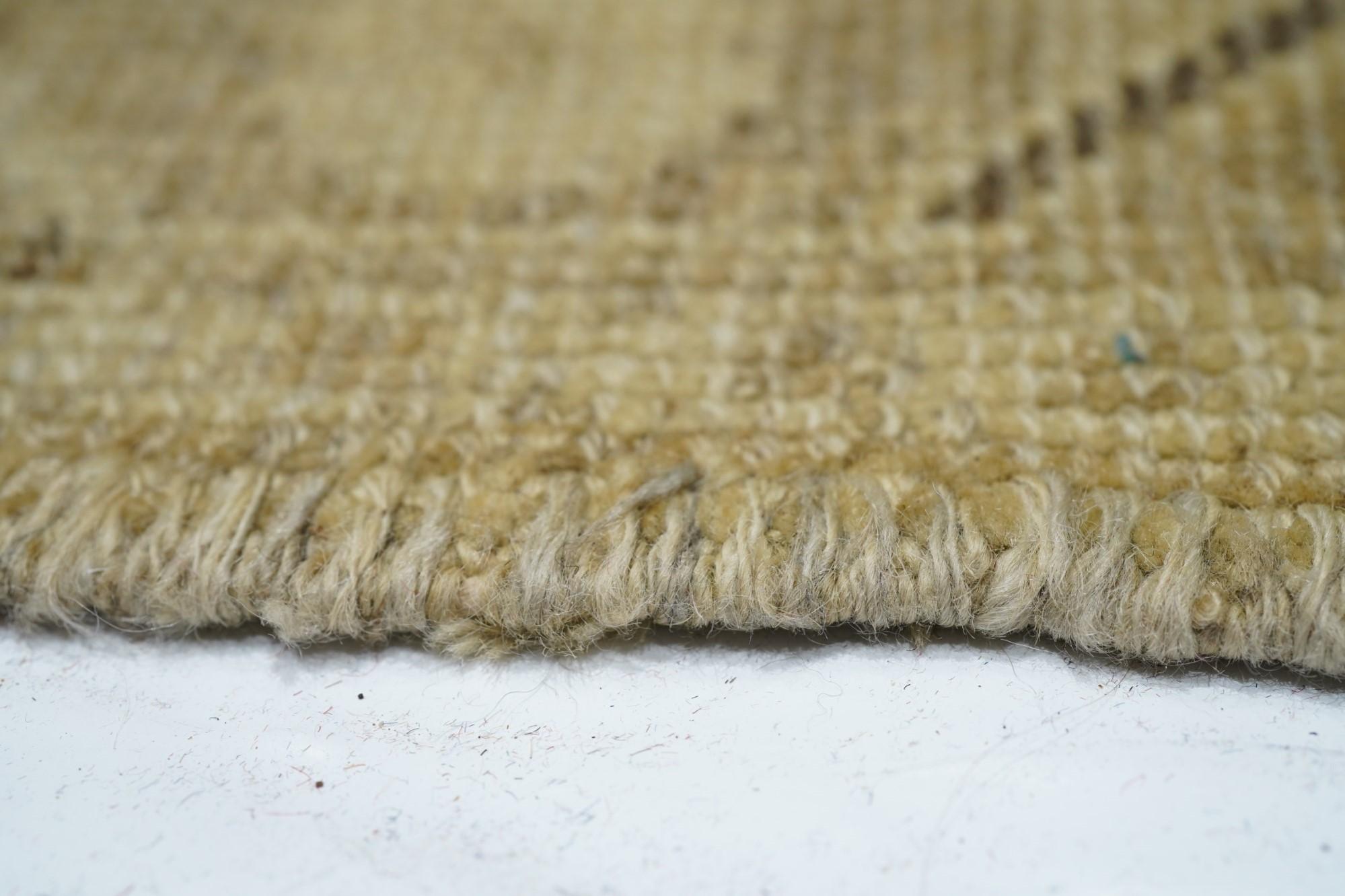 Alfombra turca 4'1'' x 11'11'' en Bueno estado para la venta en New York, NY
