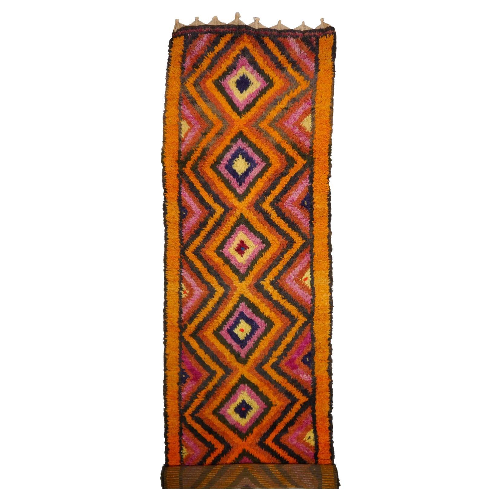 Türkischer Tulu-Teppich in Orange, Lila und Braun im Vintage-Stil