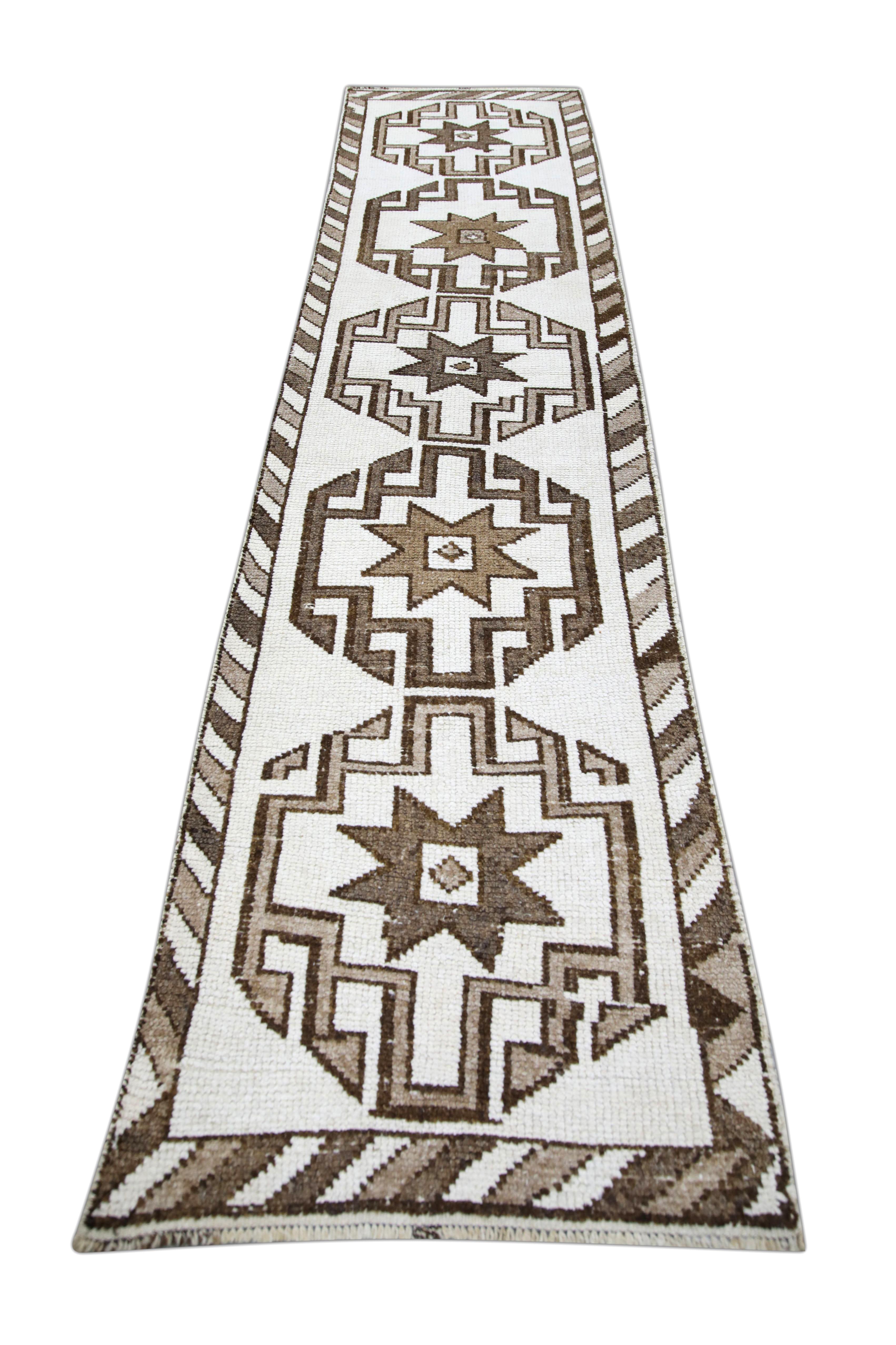 Turkish Runner Rug White & Brown Geometric Vintage 2'11
