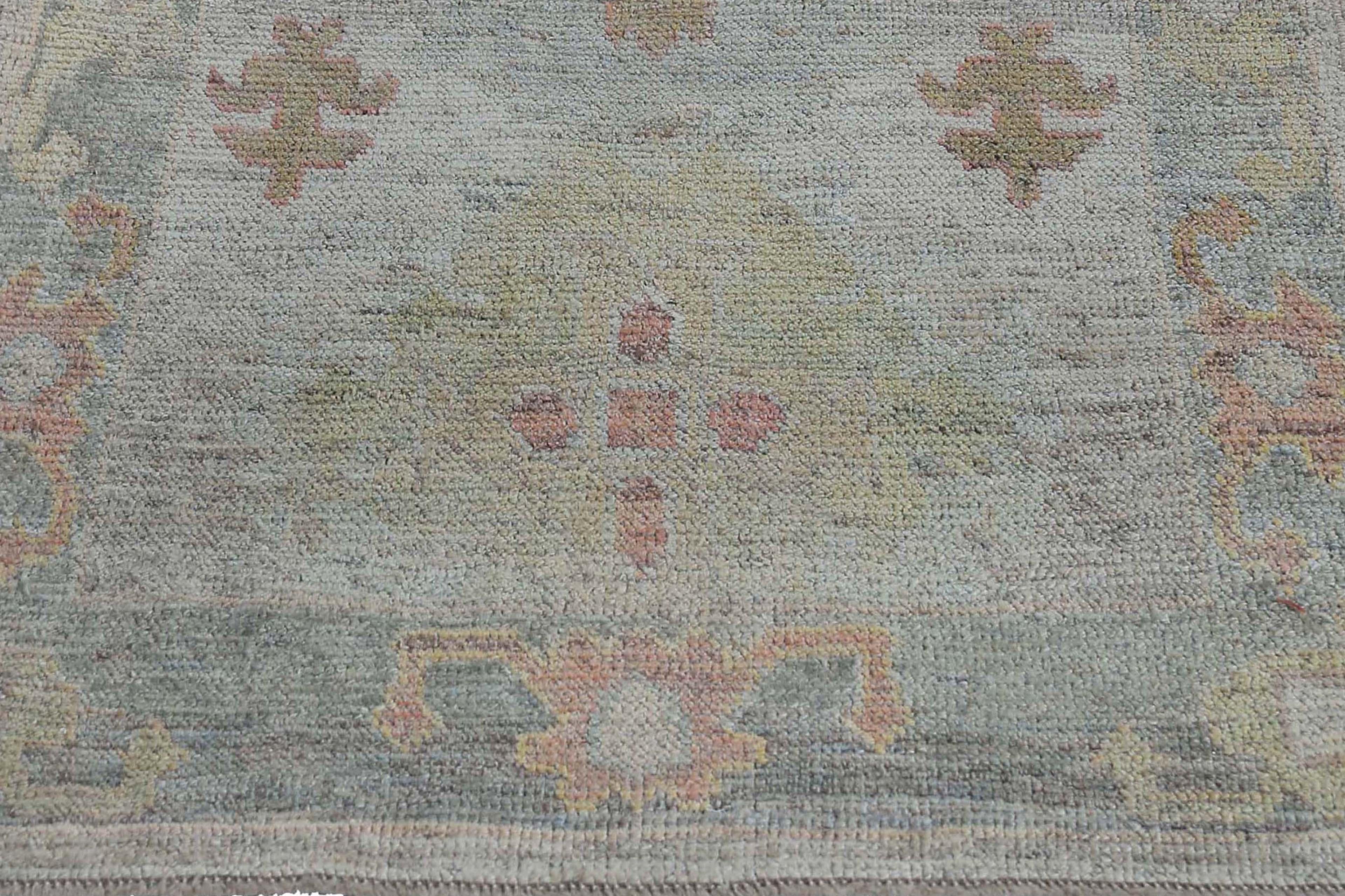 Tapis de course Afghanistan Oushak Circa 1990 - Laine Design/One - 95454 en vente 4