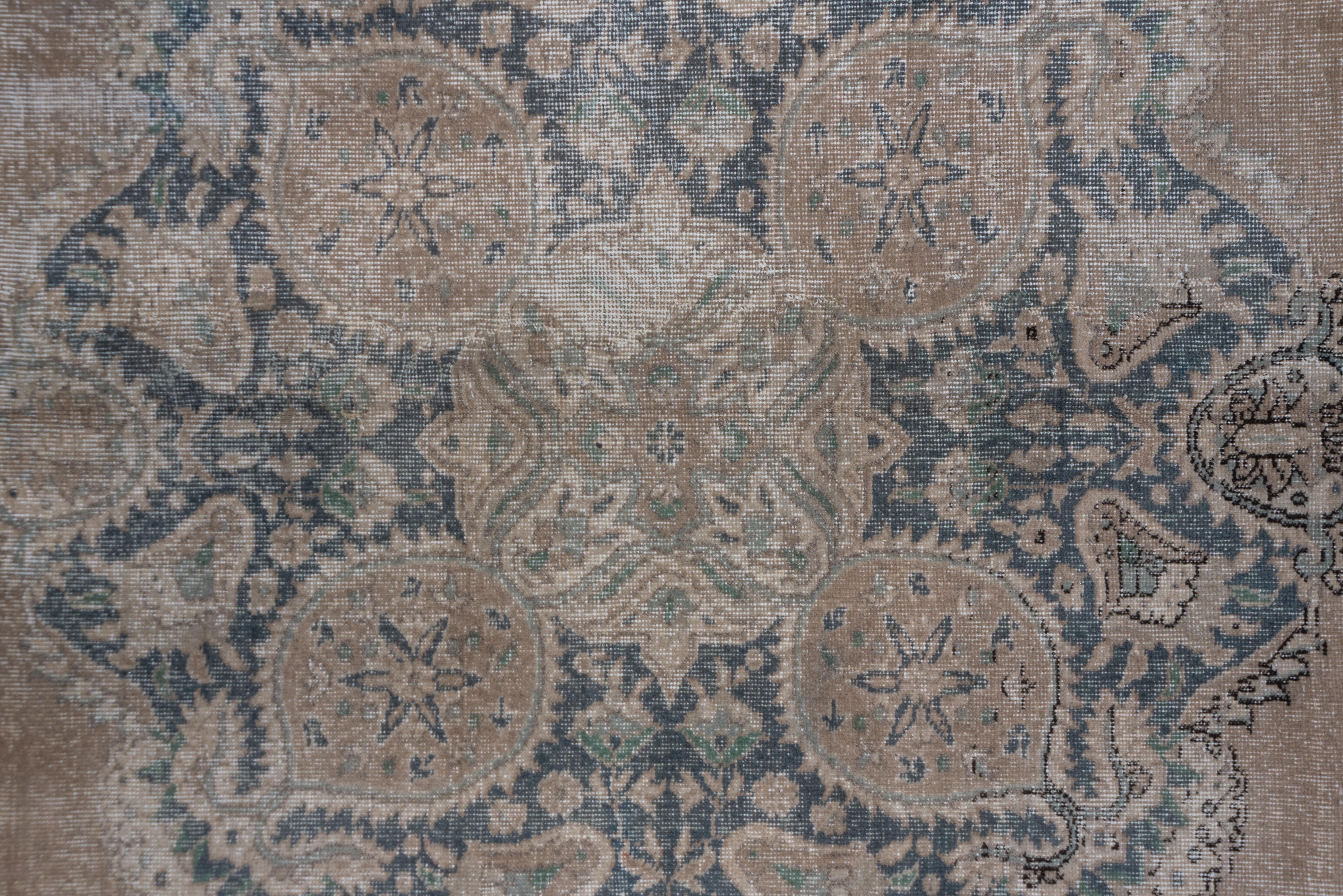 Türkischer Shabby-Chic 1950 im Angebot 1