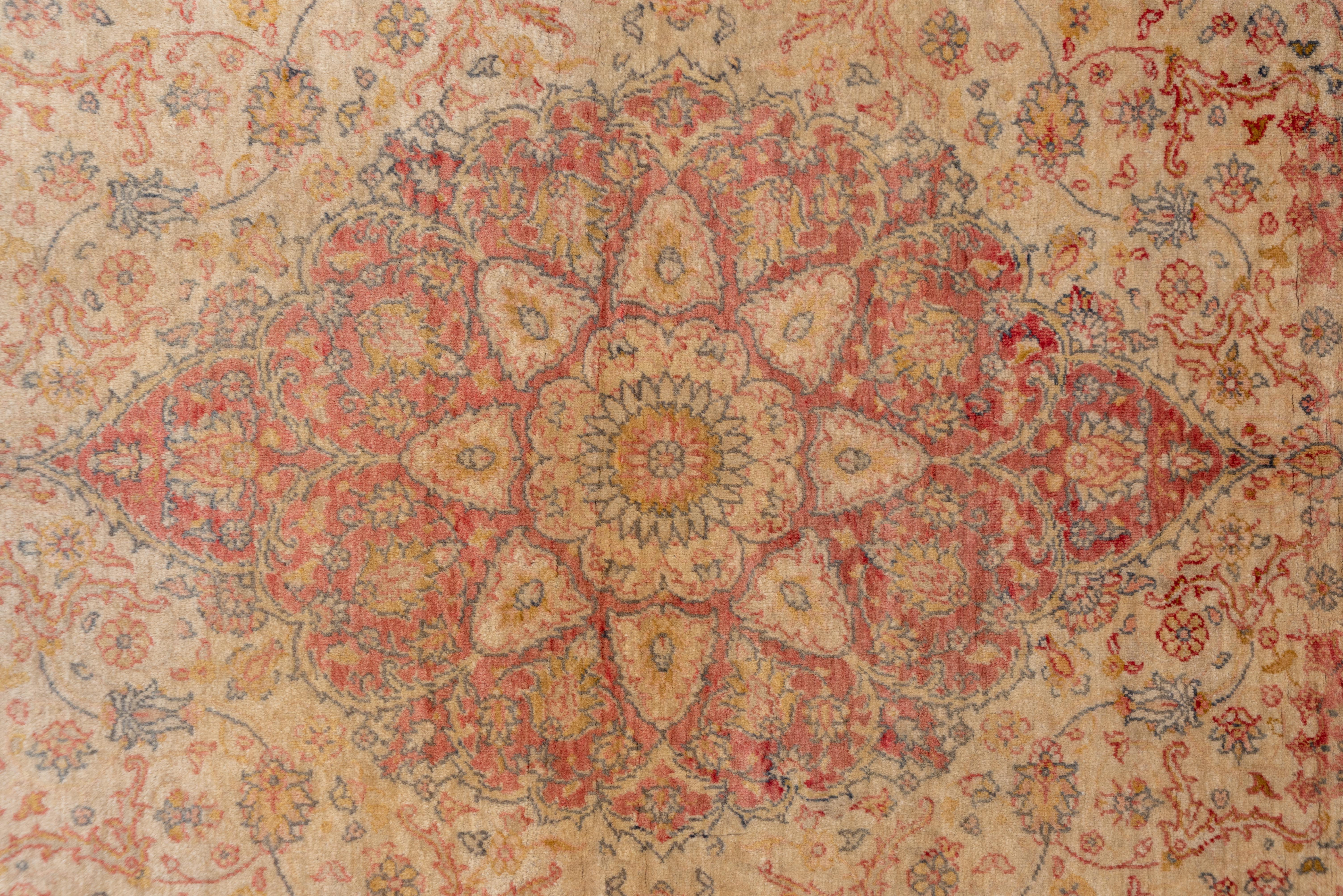 Early 20th Century Turkish Sivas in Orange Tans and Shades of Light Brown For Sale