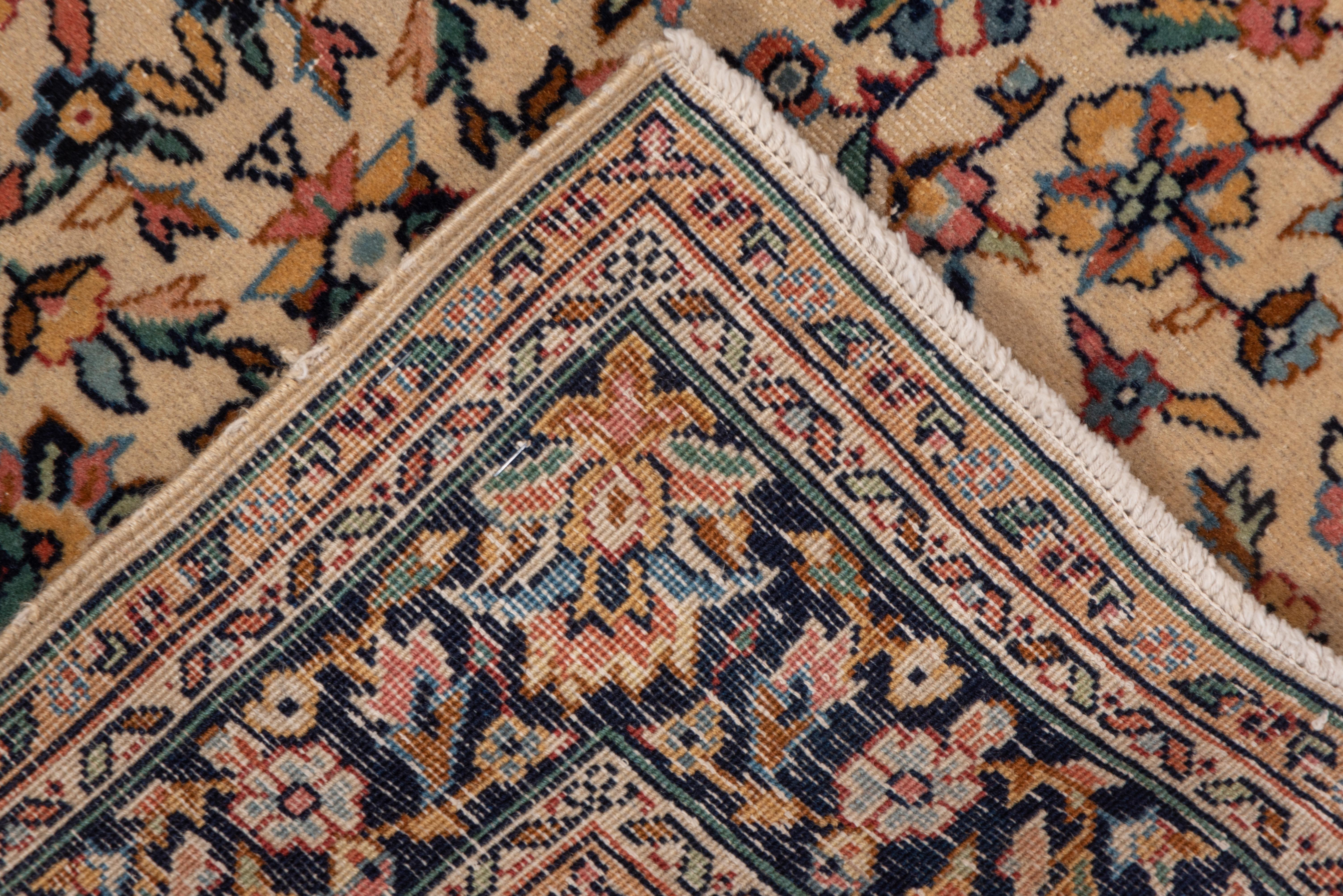 Türkischer Sivas-Teppich, cremefarbenes, geblümtes Feld, um 1930 (Mitte des 20. Jahrhunderts) im Angebot