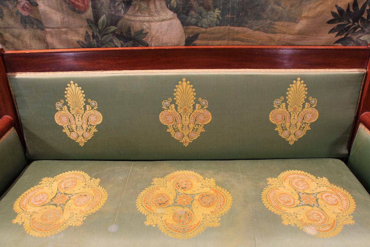 Turkish Sofa From The Empire Period In Fair Condition For Sale In Charmes, FR