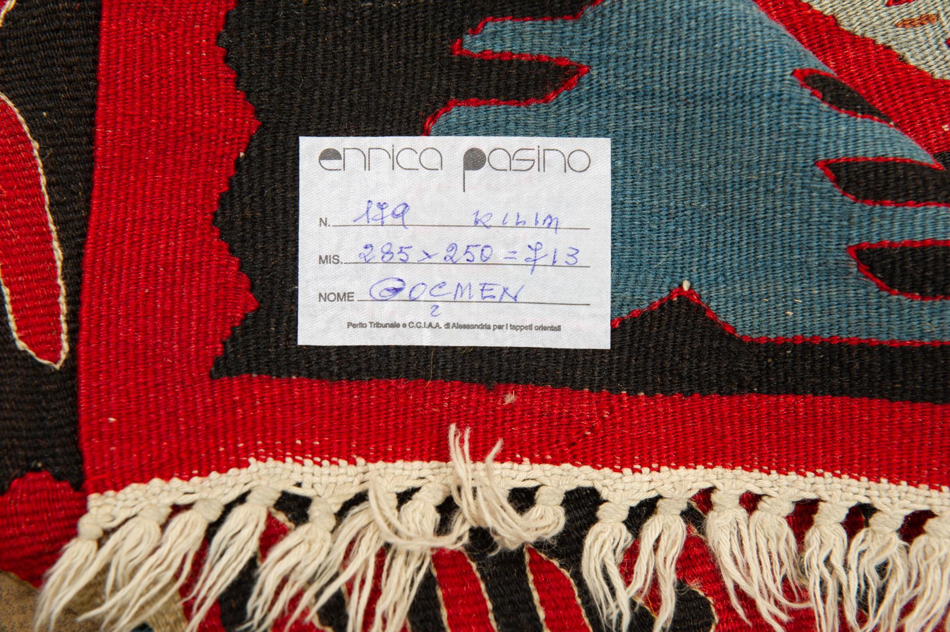 Interesting size for this red Turkish Goçmen kilim, perfect for sitting or dining or sleeping room: lively and cheerful.

Inv. nr. 179.