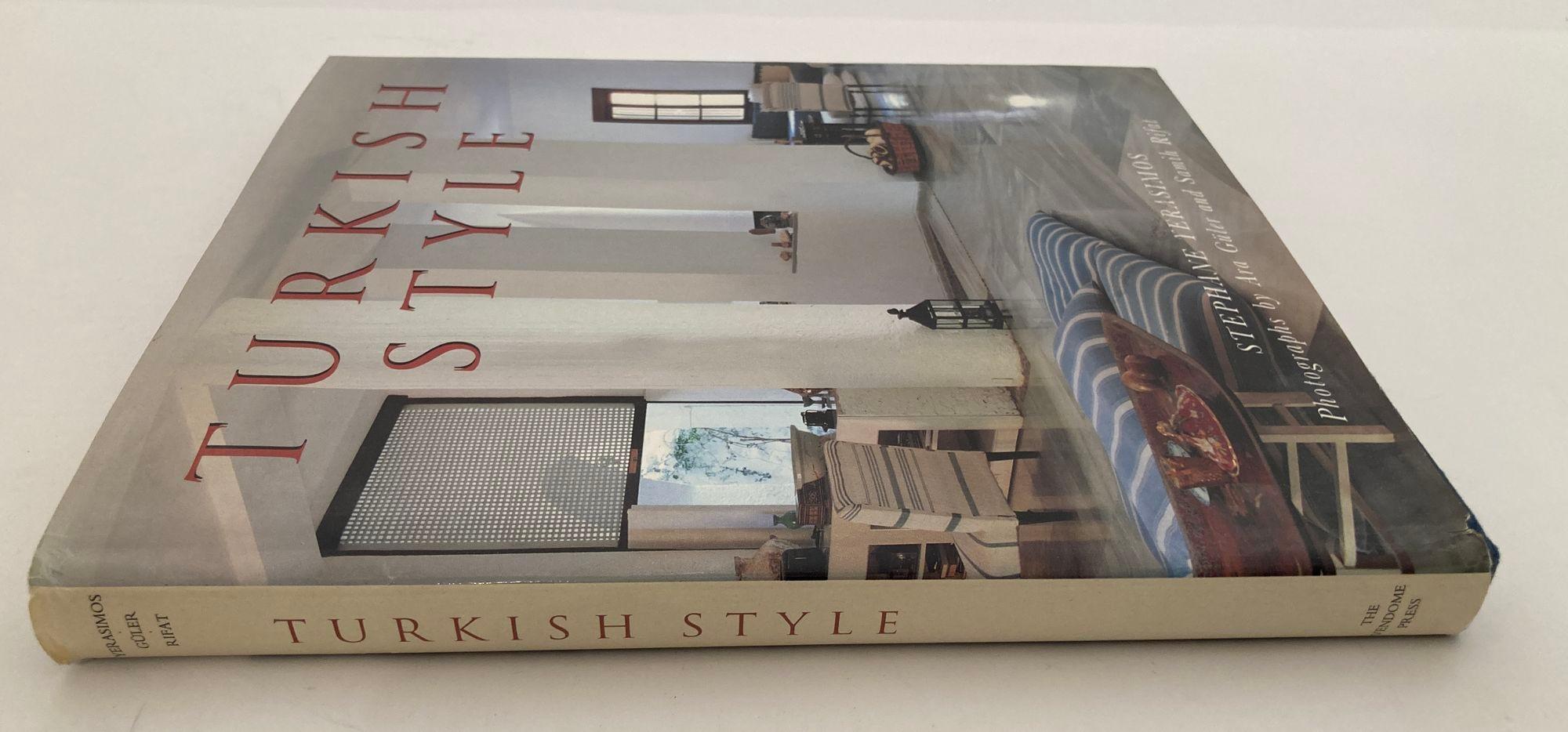 Islamique Livre à couverture rigide de style turc par Stefanos Yerasimos en vente