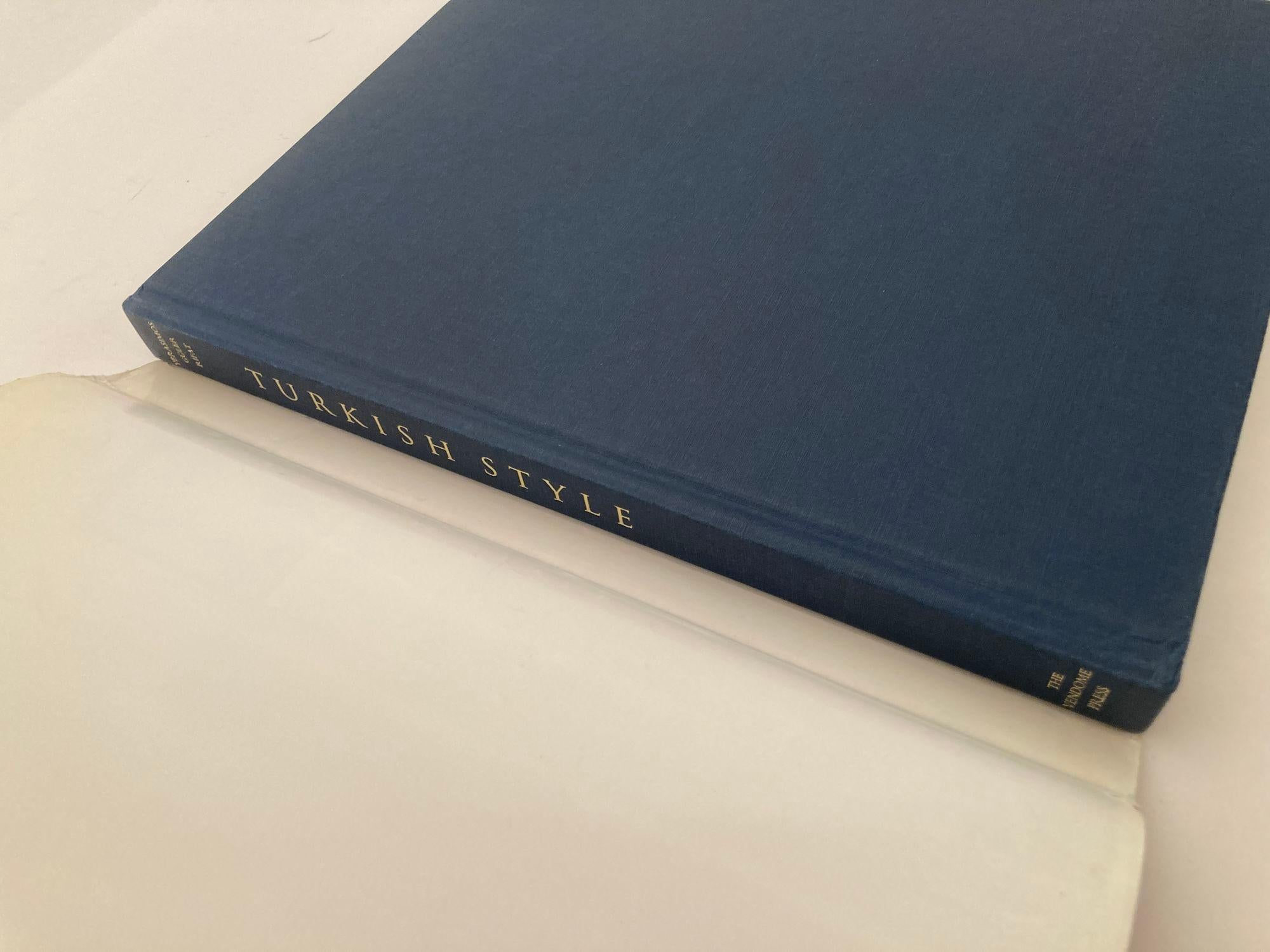 Papier Livre à couverture rigide de style turc par Stefanos Yerasimos en vente