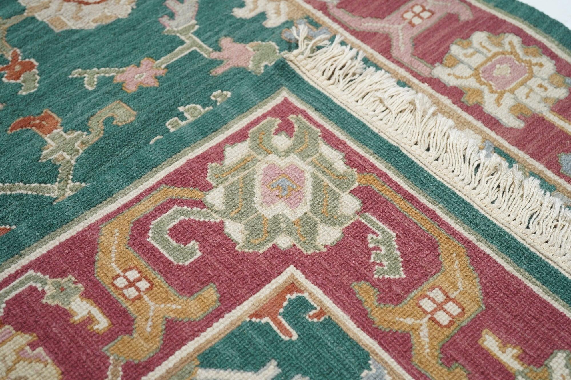 Türkischer Sumak-Teppich 4'1'' x 6'1'' im Angebot 4