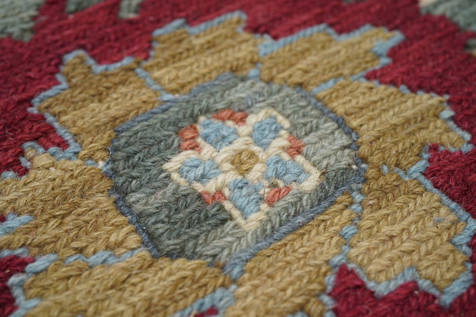 Türkischer Sumak-Teppich 8'11'' x 11'11'' im Angebot 1