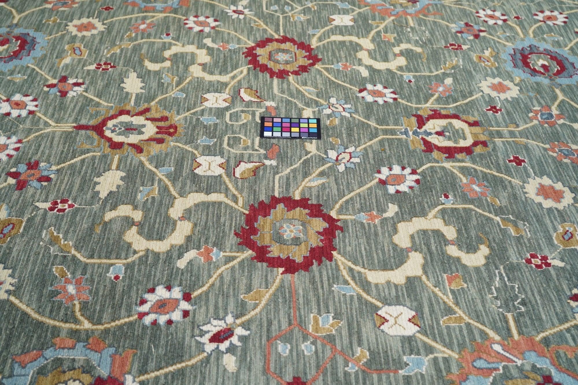 Türkischer Sumak-Teppich 8'11'' x 11'11'' im Angebot 2