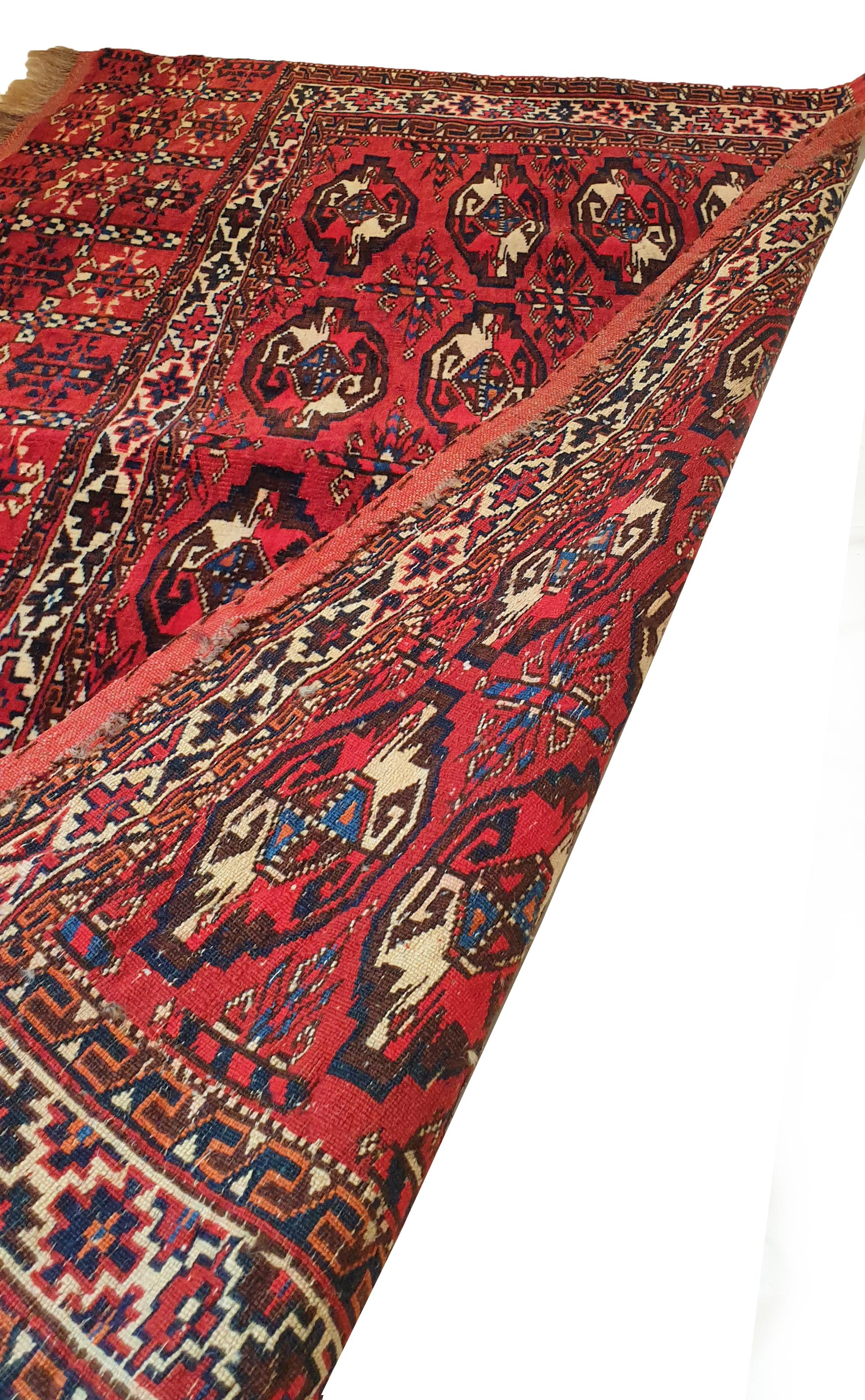 Hand-Knotted 651 - Turkmène Tekke Chuval Carpet, 19th Century For Sale