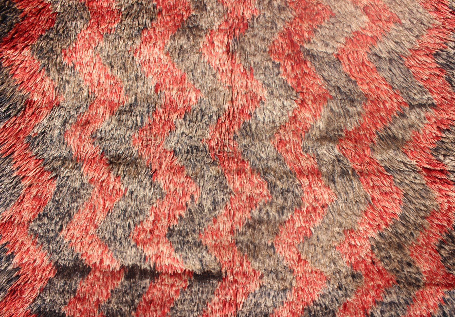 Turkish Tulu Carpet with Zig-Zag Stripe Pattern in Gray, Charcoal and Red 4