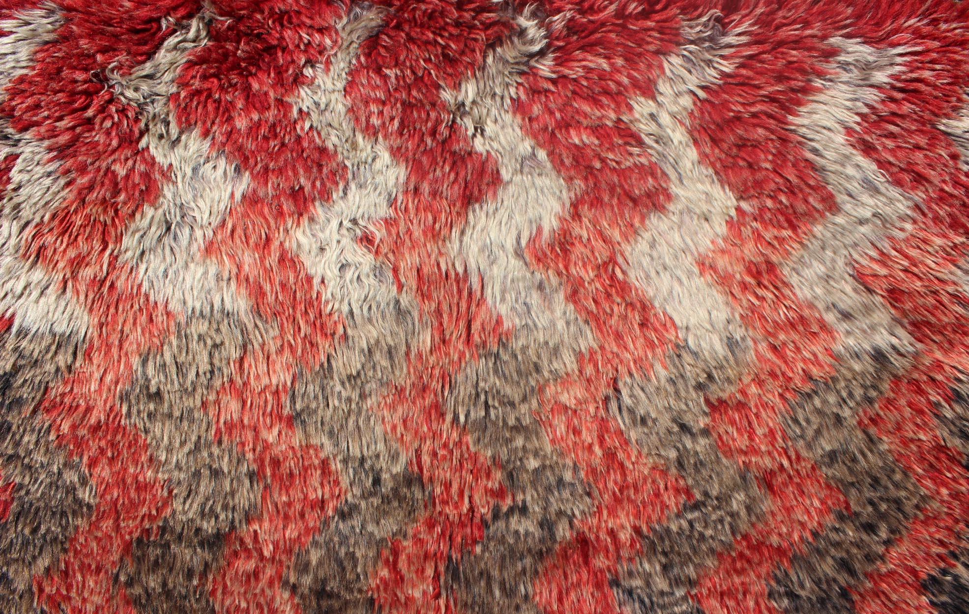 20th Century Turkish Tulu Carpet with Zig-Zag Stripe Pattern in Gray, Charcoal and Red
