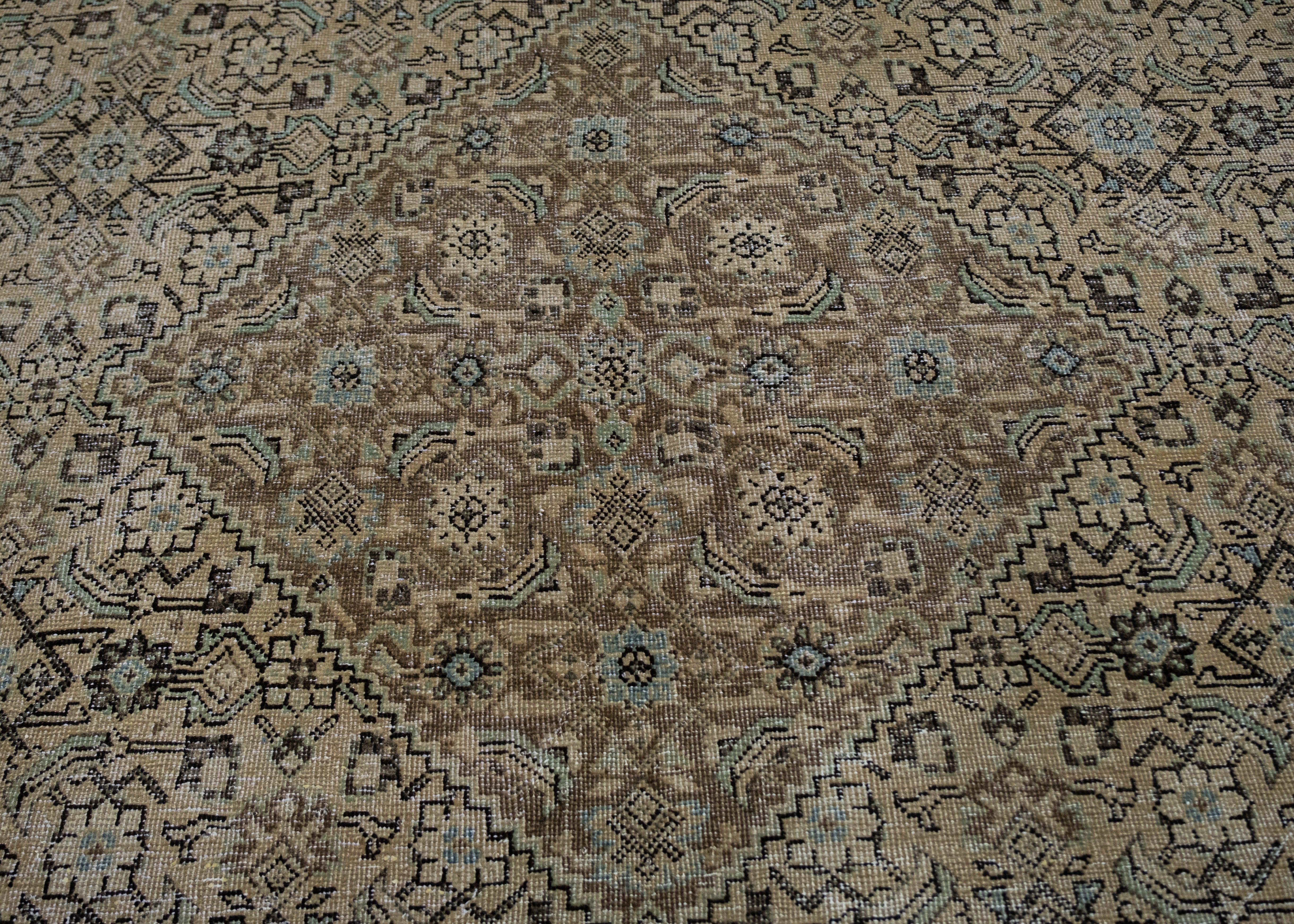 Tapis turc vintage d'Anatolie 10'3
