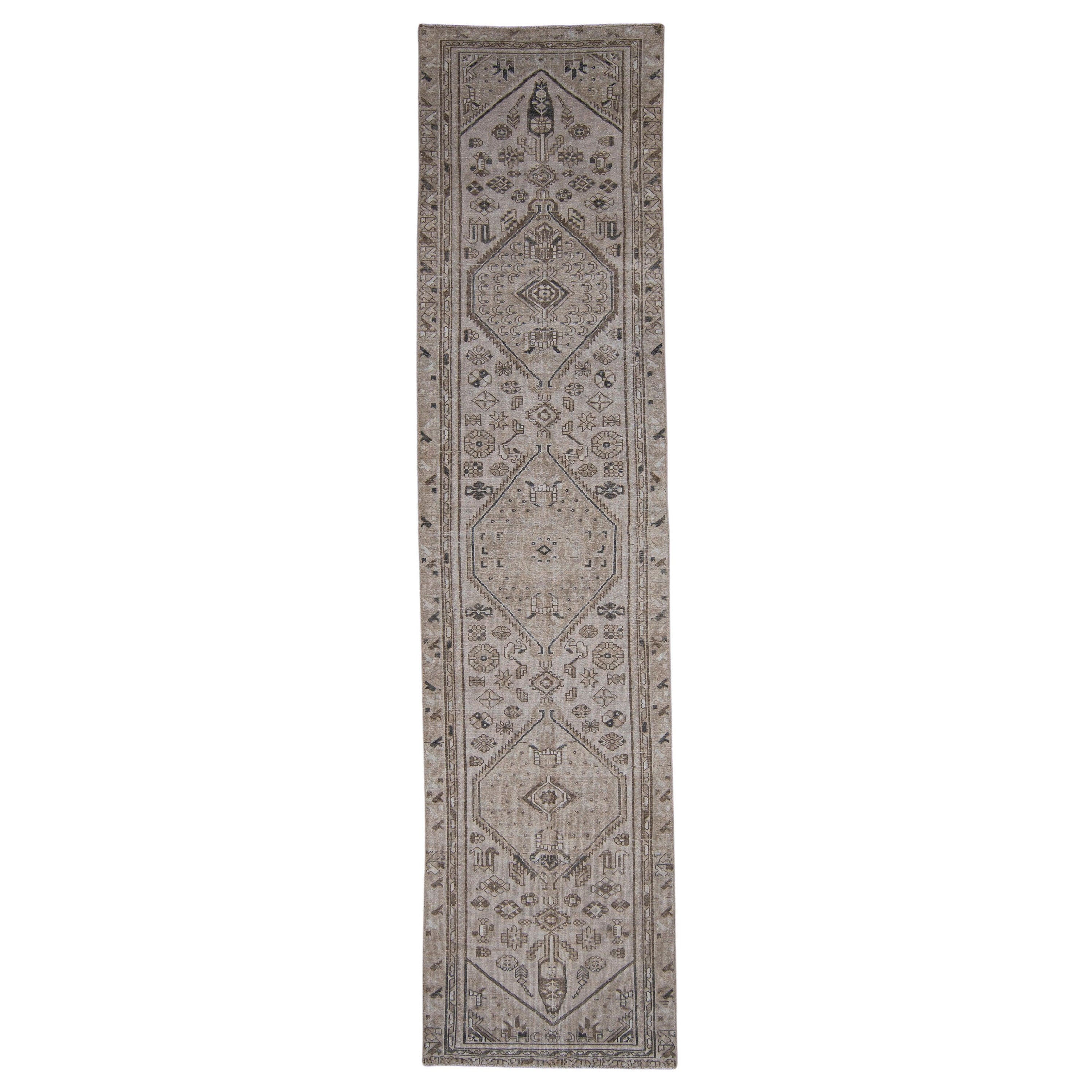 Türkischer Vintage-Teppich aus Anatolien 2'11" x 12' #5011