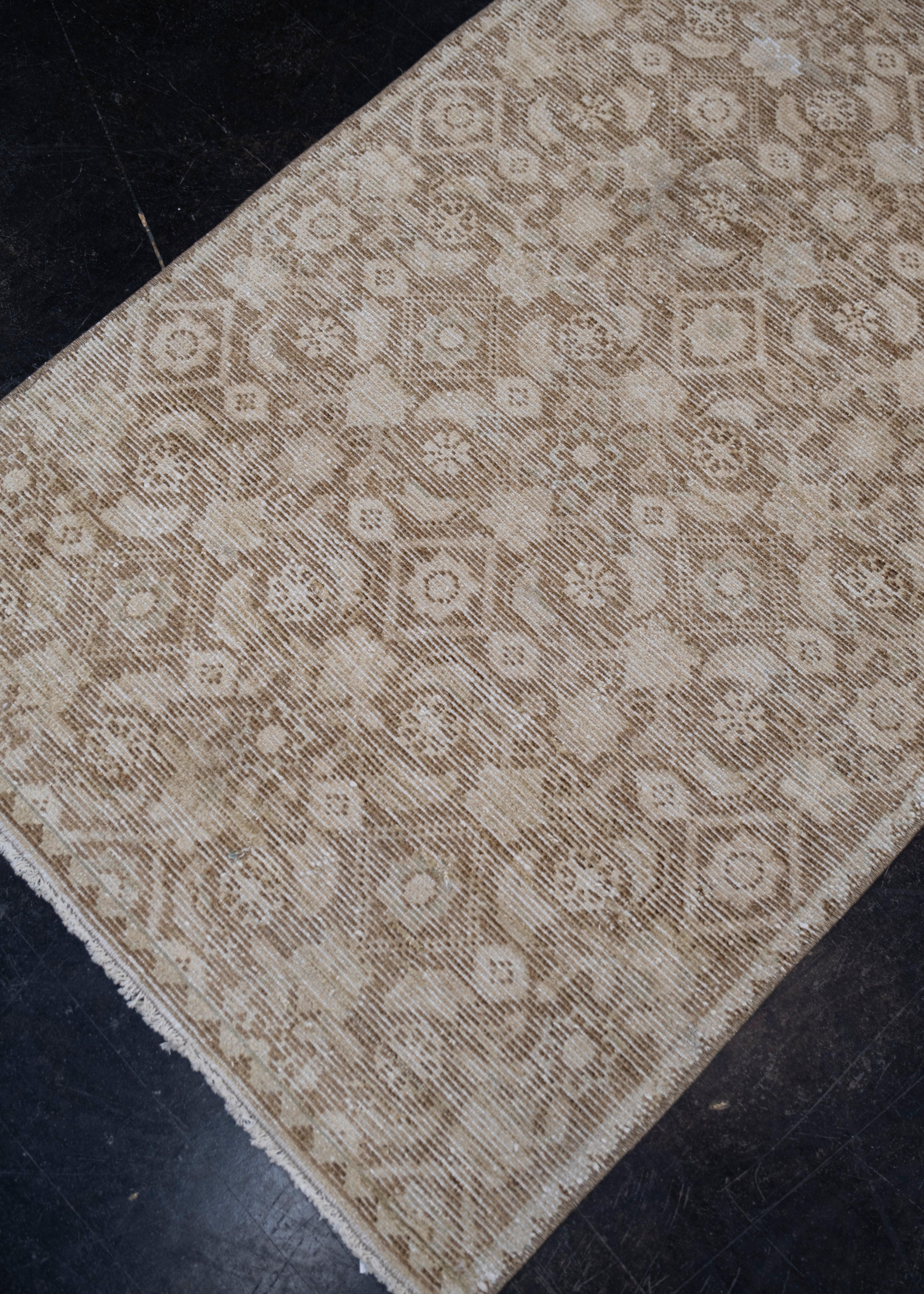 Türkischer Vintage-Teppich aus Anatolien 2'5